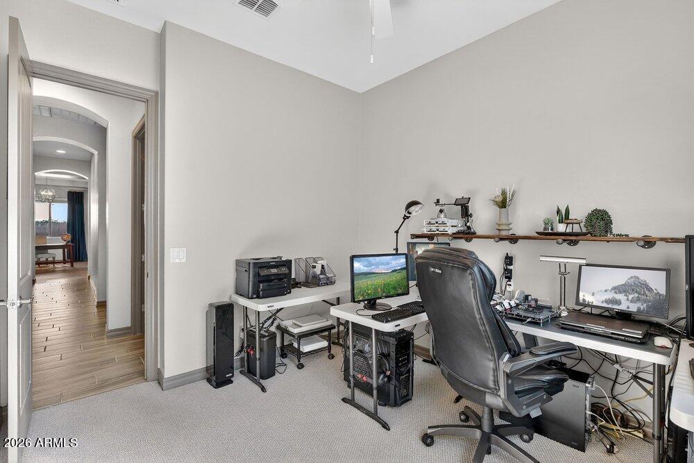 20200 E NIGHTHAWK Way