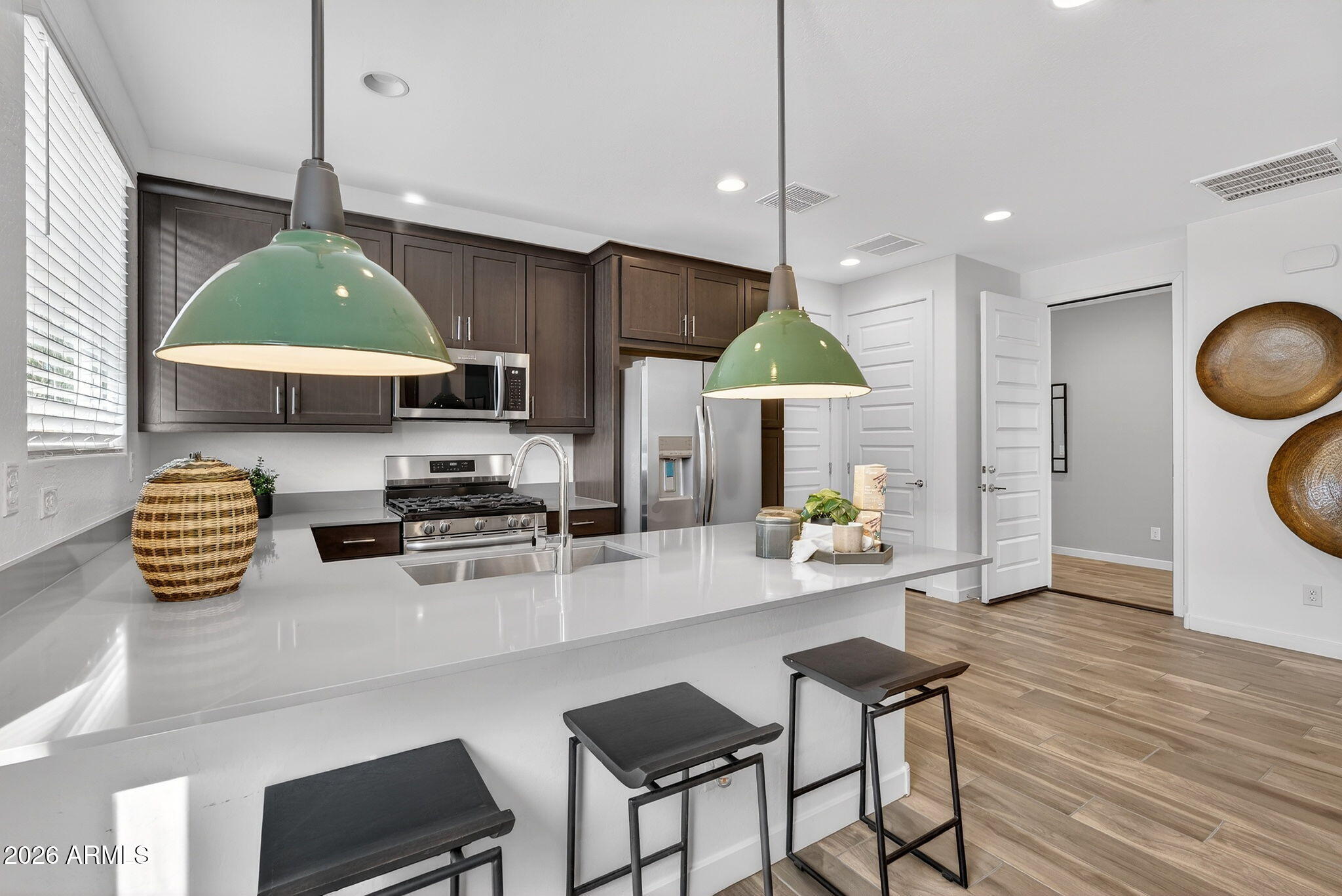 9953 S DUTCHMAN Drive