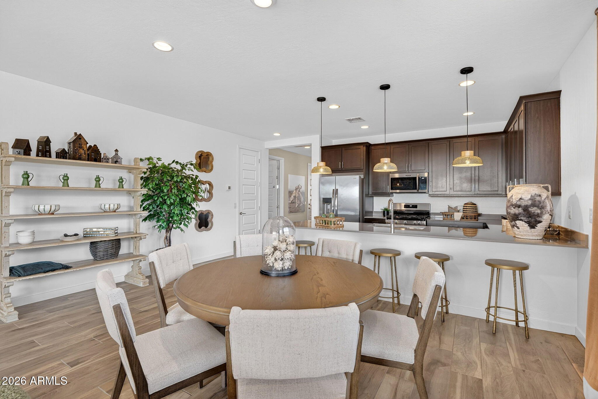 9953 S DUTCHMAN Drive