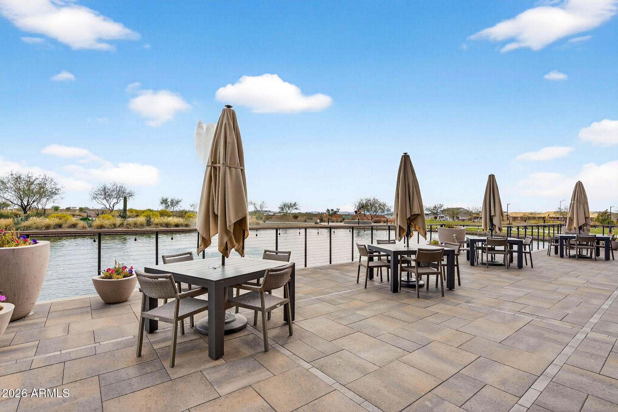 9953 S DUTCHMAN Drive