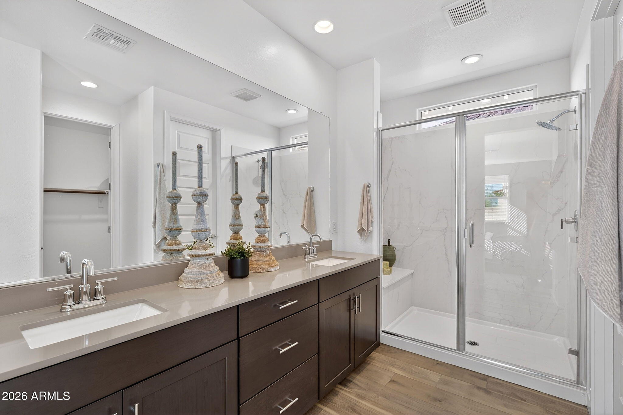 9953 S DUTCHMAN Drive