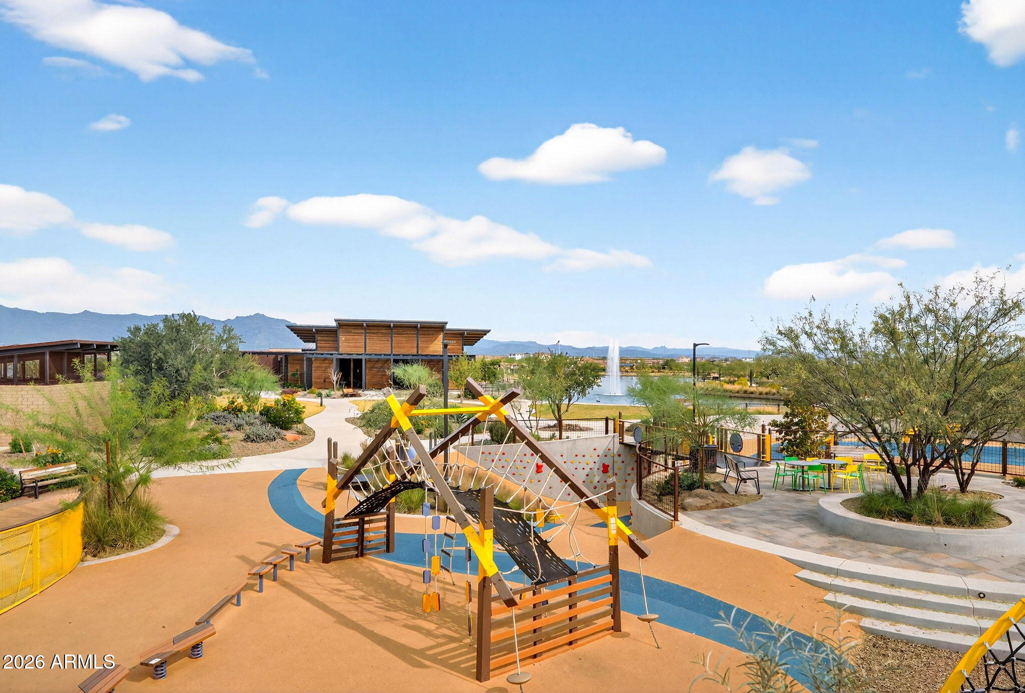 9953 S DUTCHMAN Drive