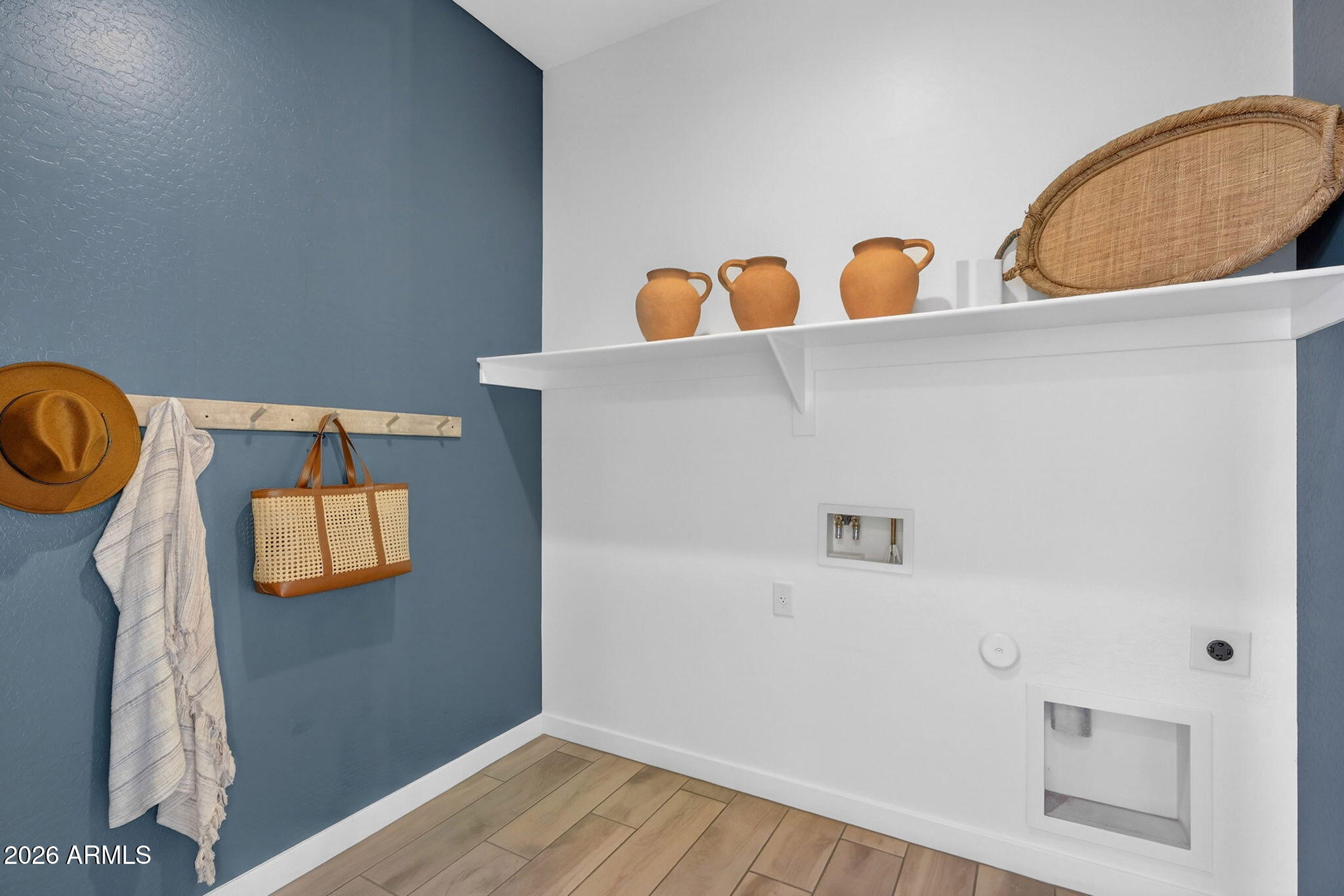 9965 S DUTCHMAN Drive