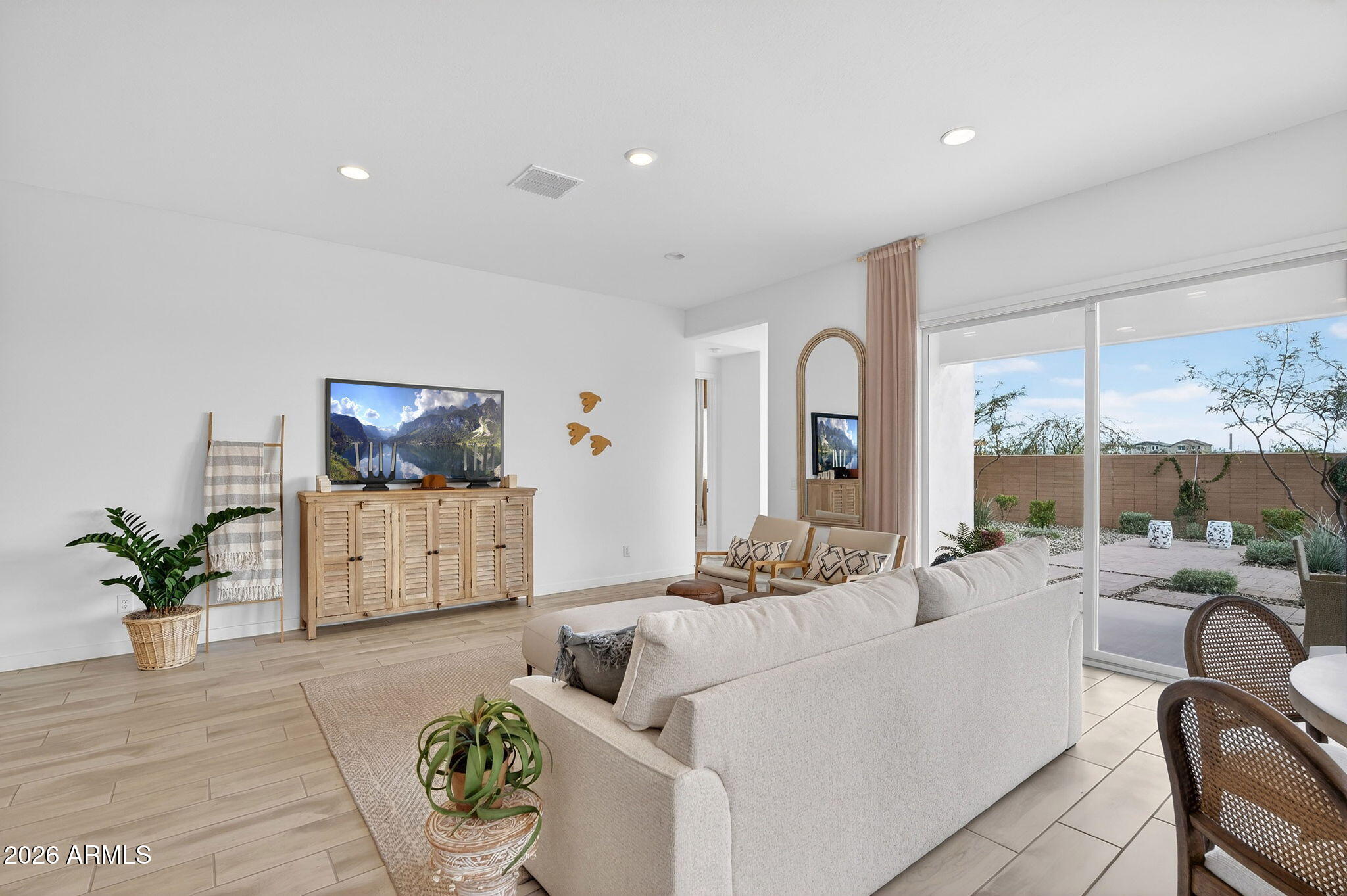 9965 S DUTCHMAN Drive