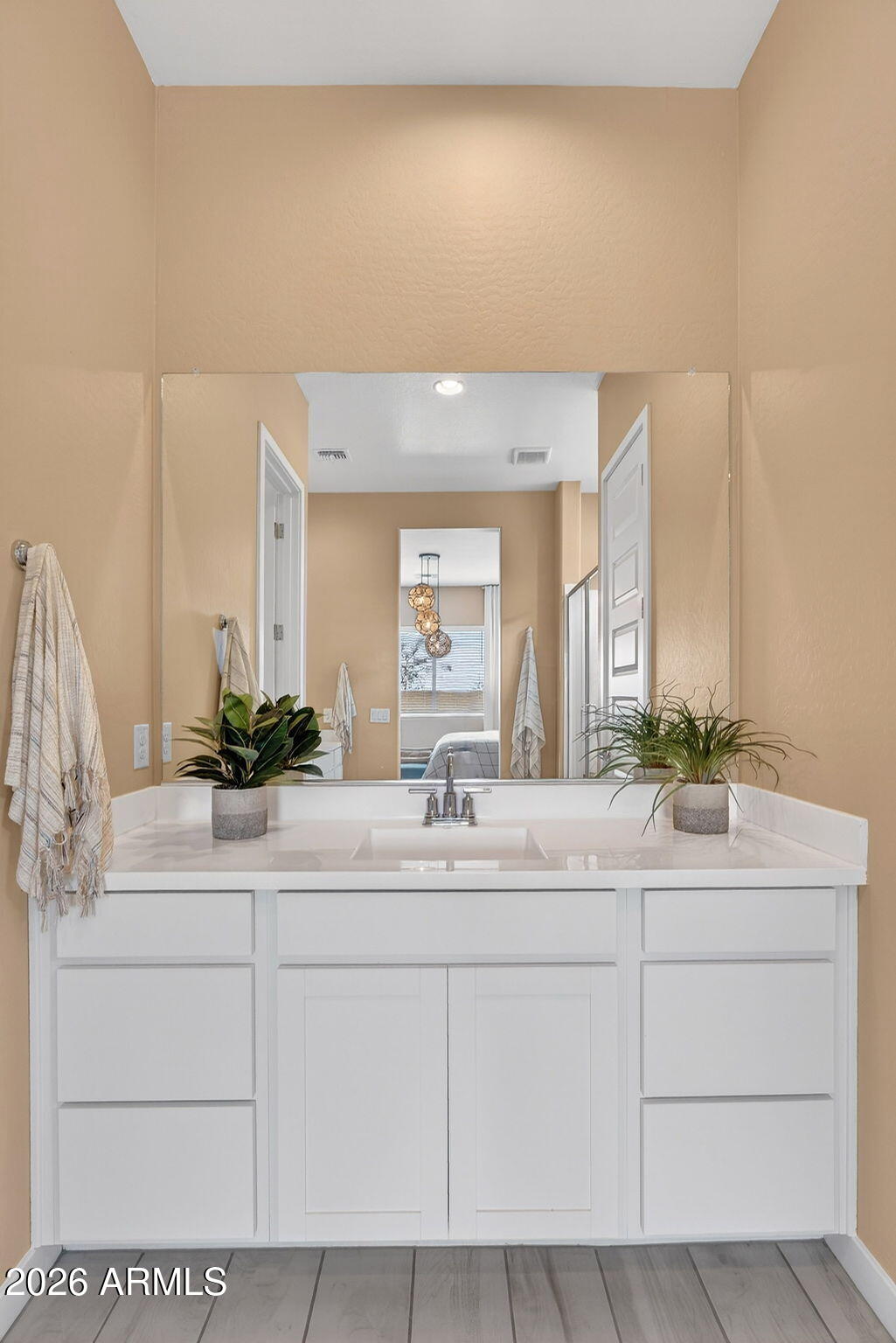 9965 S DUTCHMAN Drive