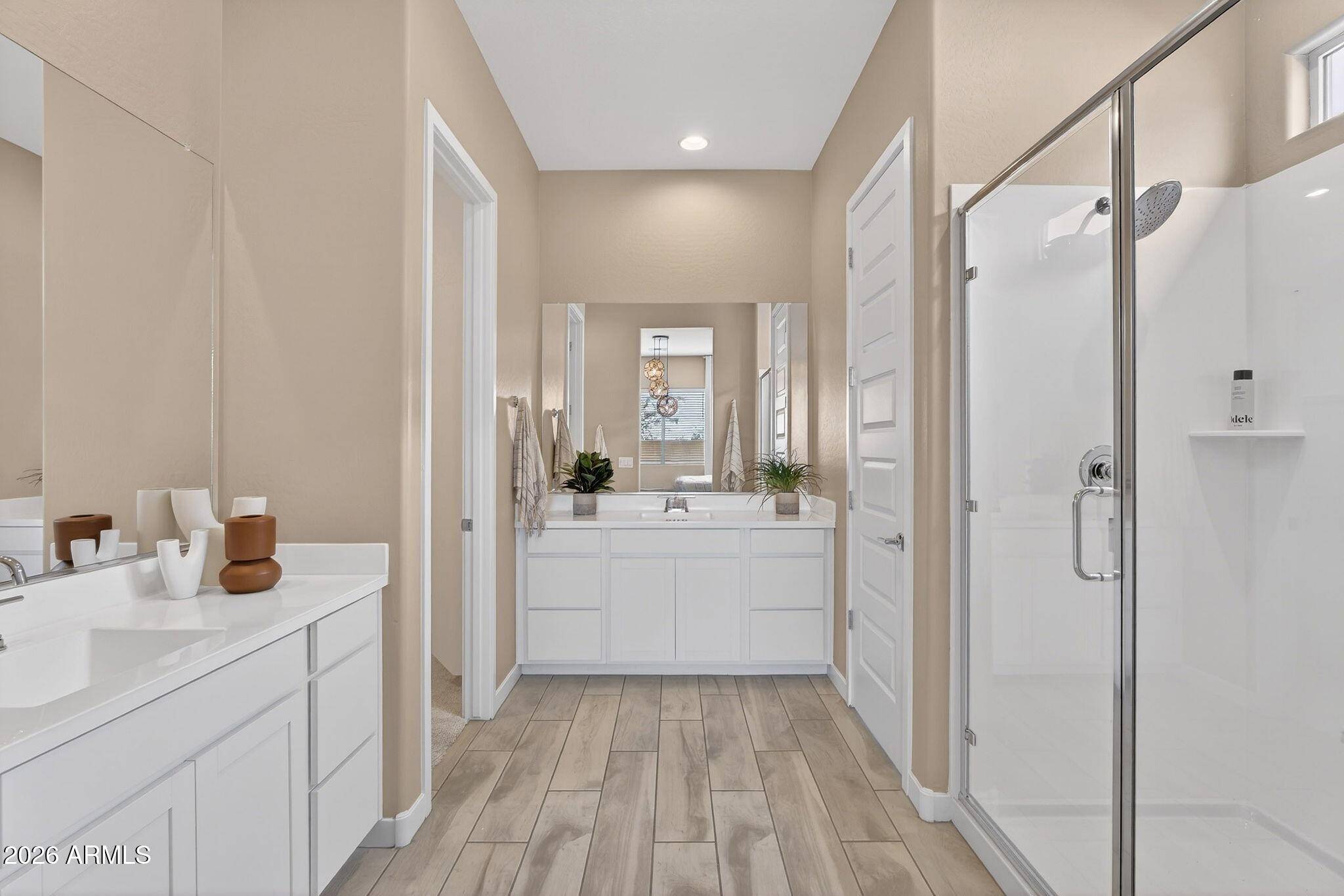 9965 S DUTCHMAN Drive