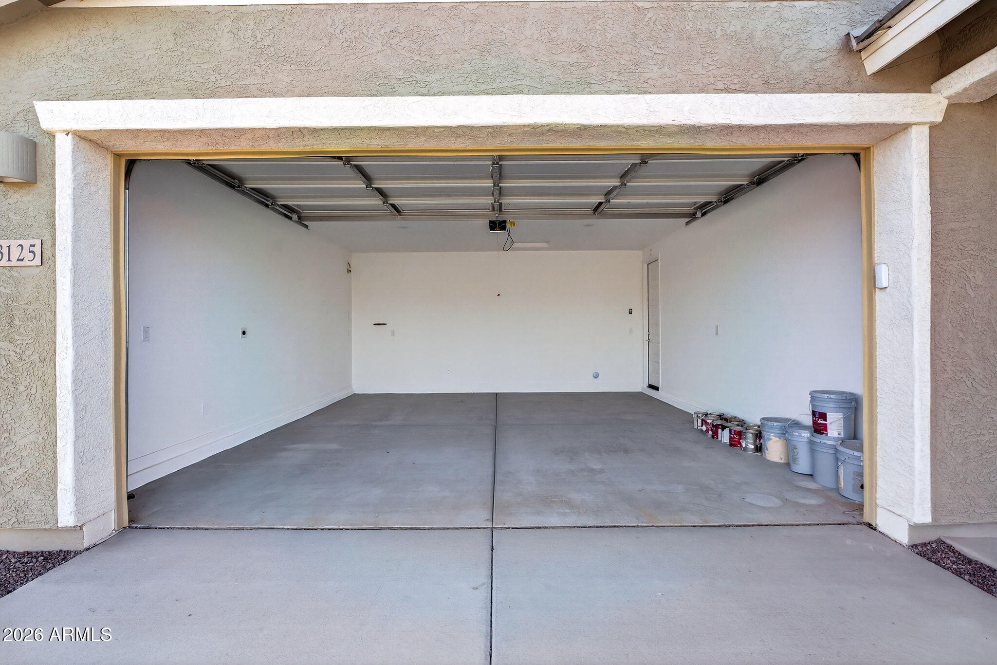 3125 E BARREL RACE Road