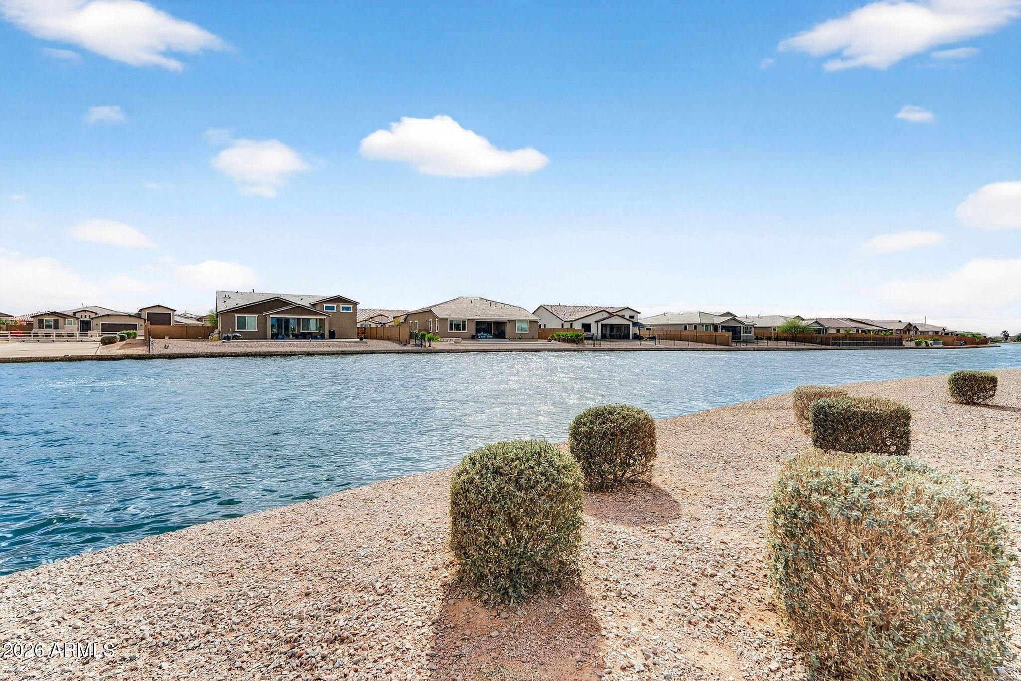 40415 W SUNLAND Drive