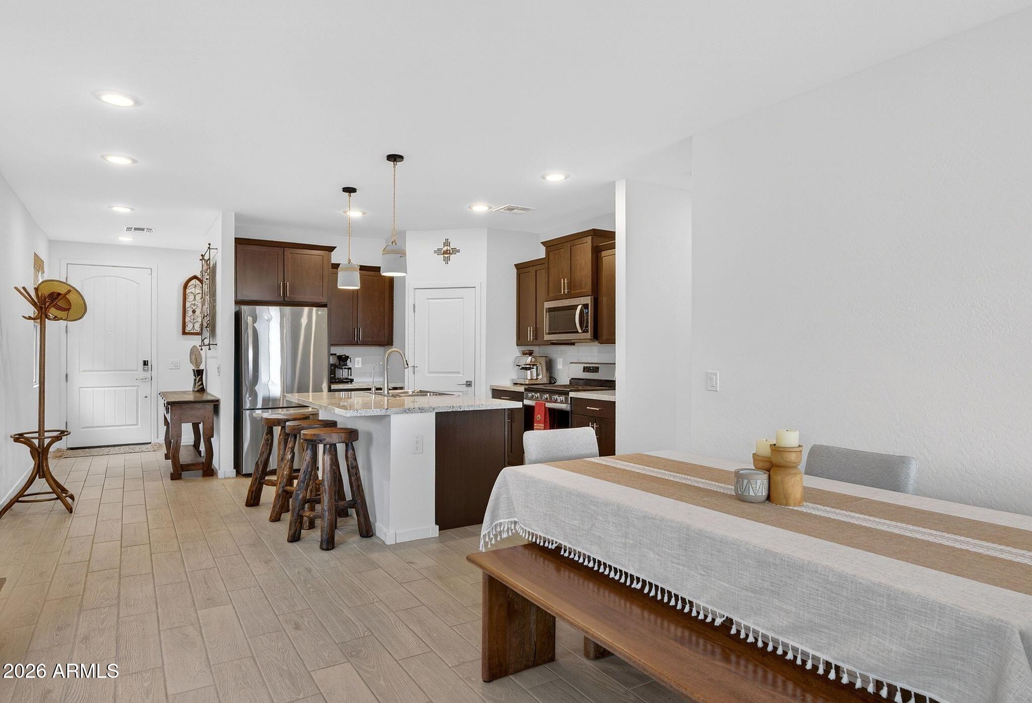 40415 W SUNLAND Drive