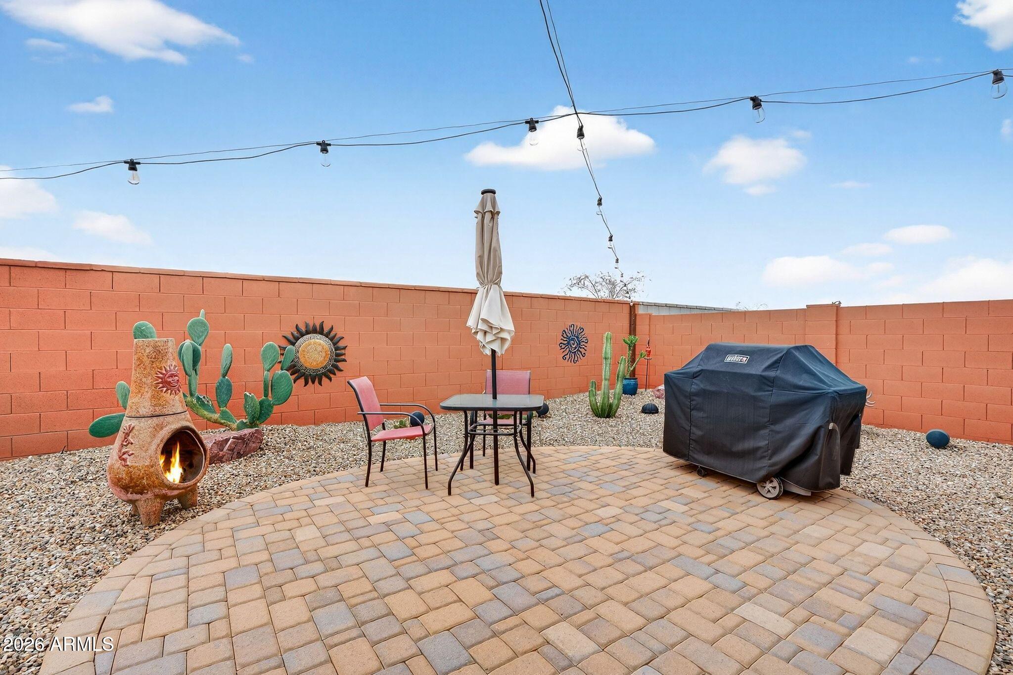 40415 W SUNLAND Drive