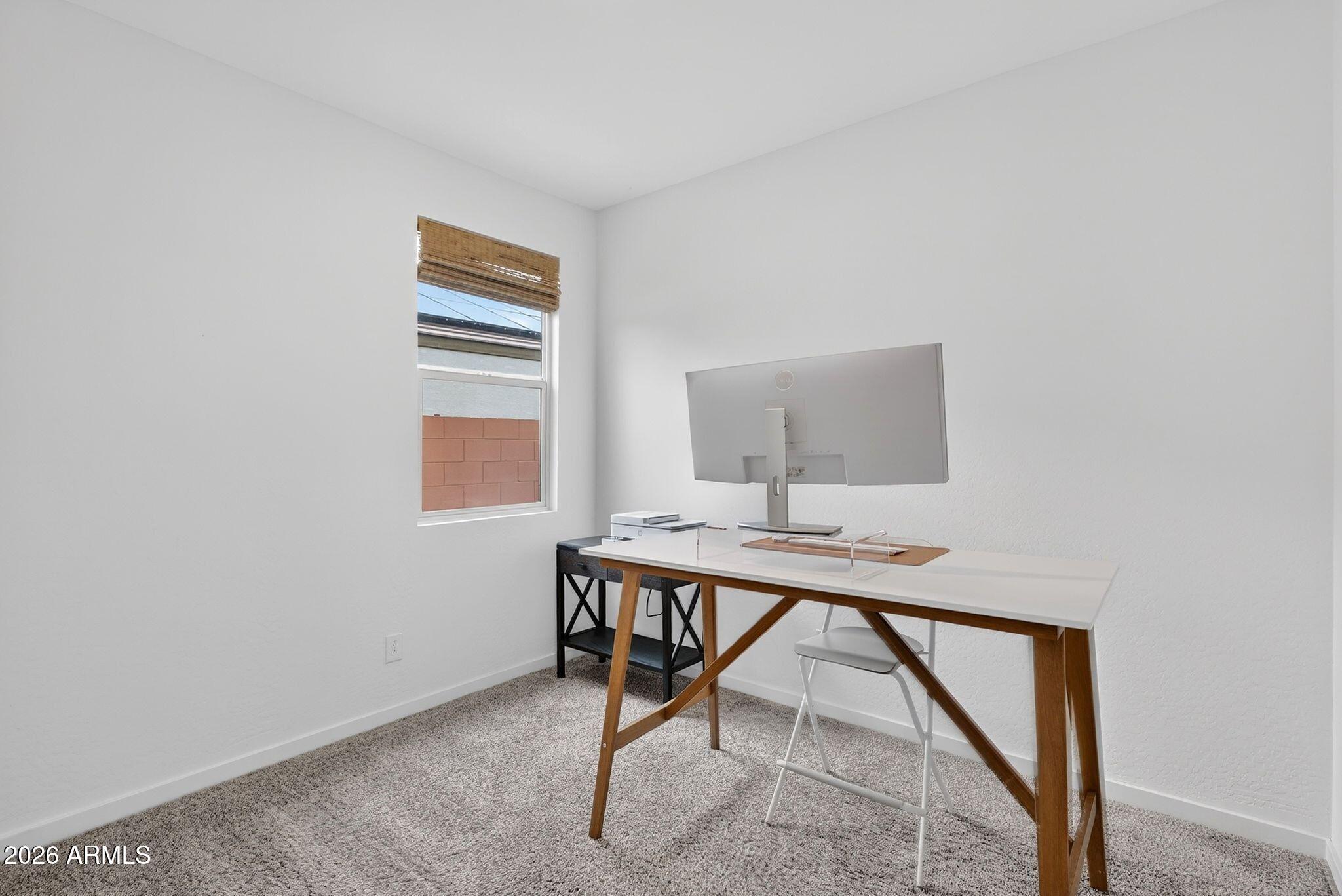 40415 W SUNLAND Drive