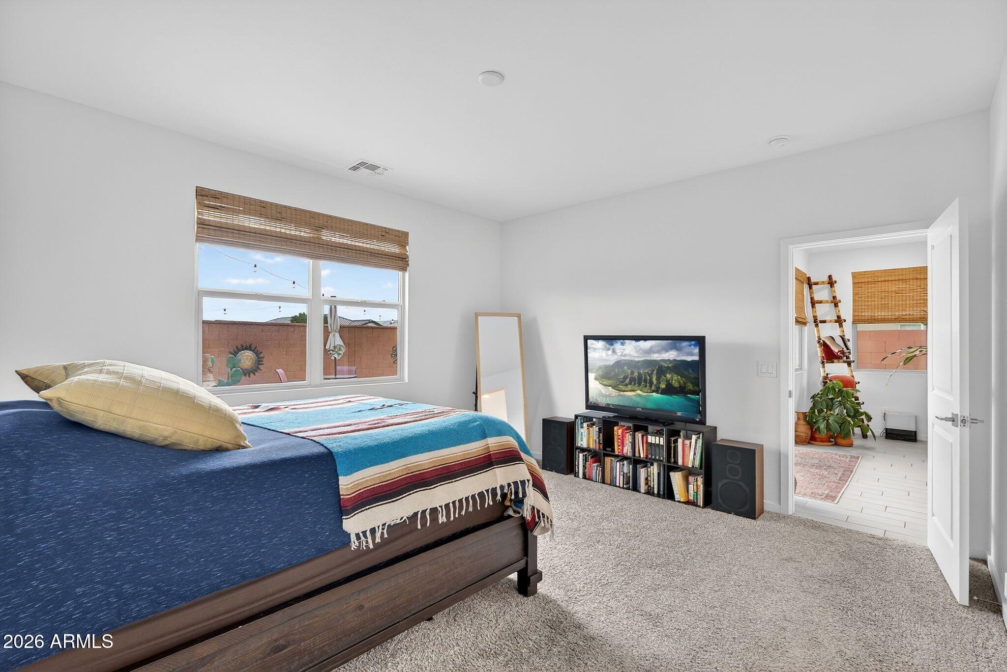 40415 W SUNLAND Drive