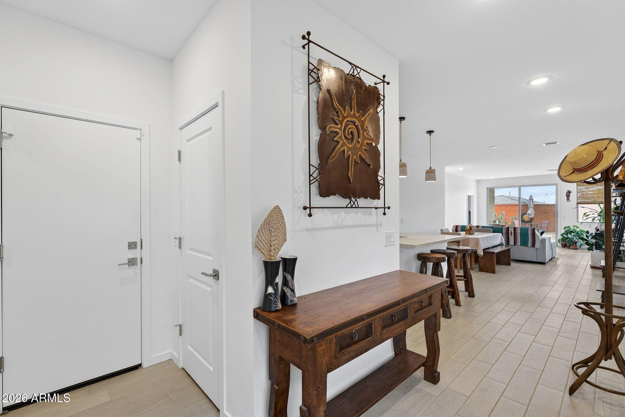 40415 W SUNLAND Drive