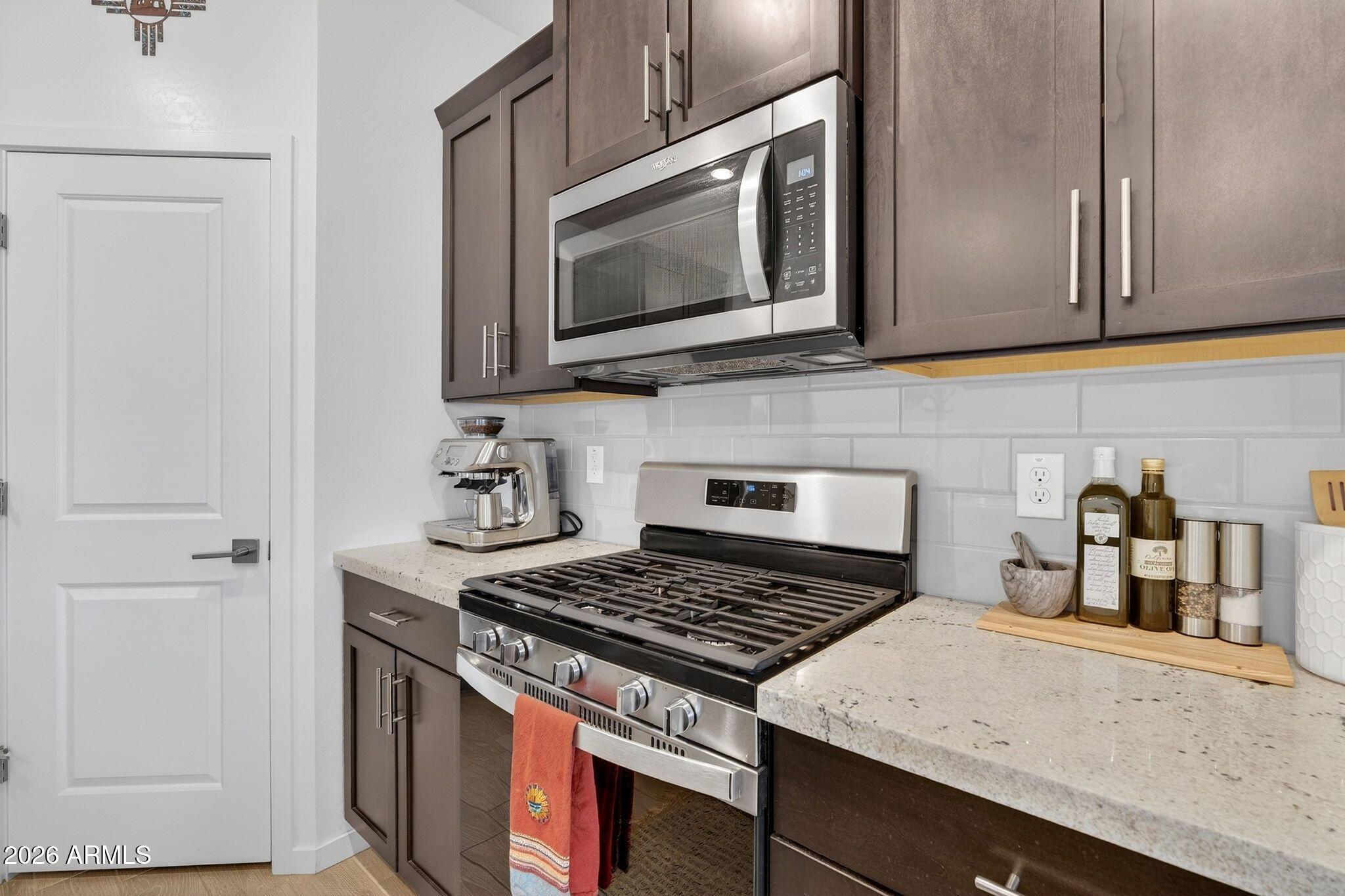 40415 W SUNLAND Drive