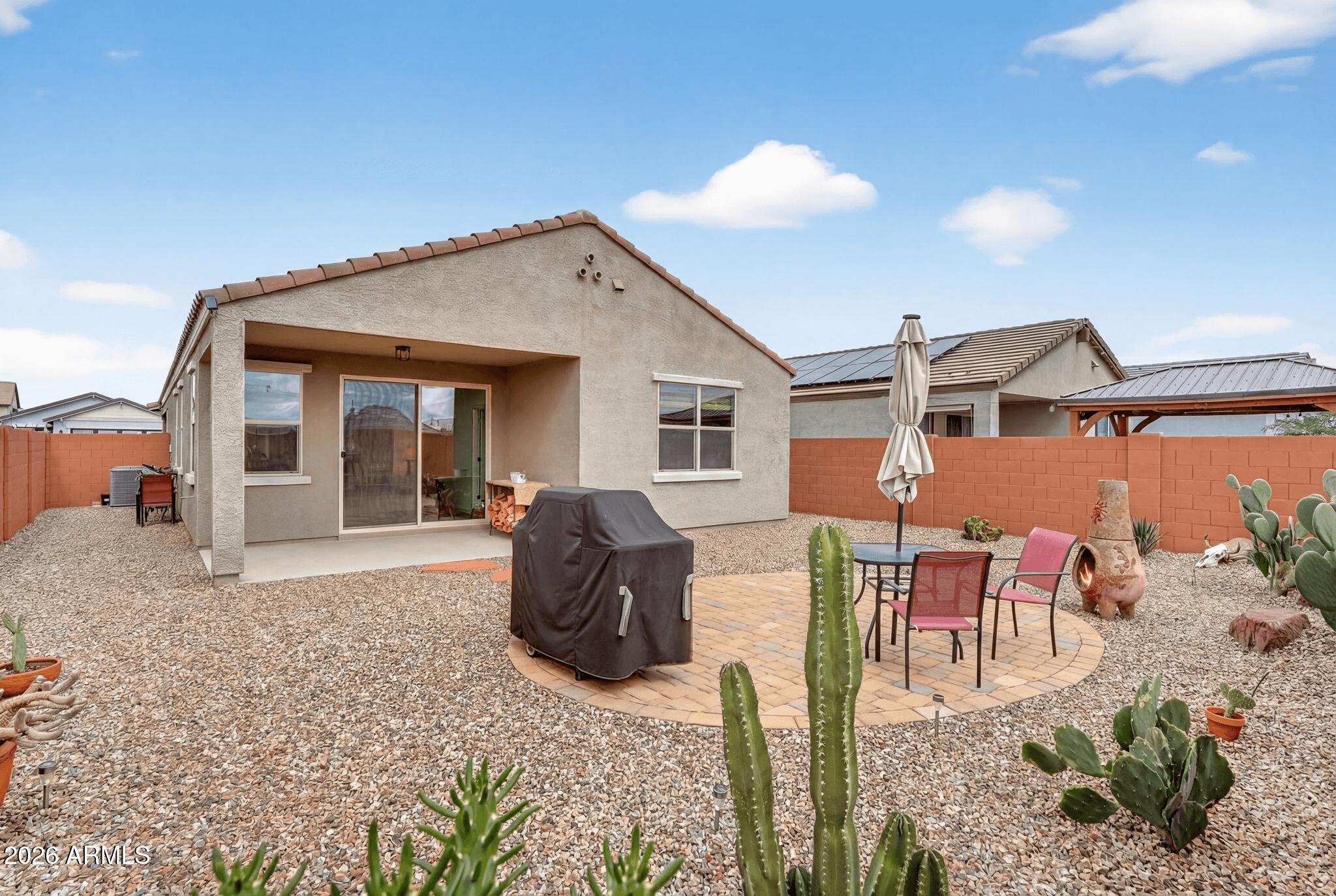 40415 W SUNLAND Drive