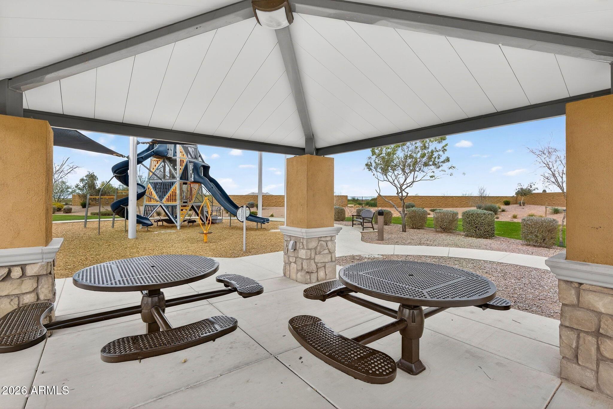 40415 W SUNLAND Drive