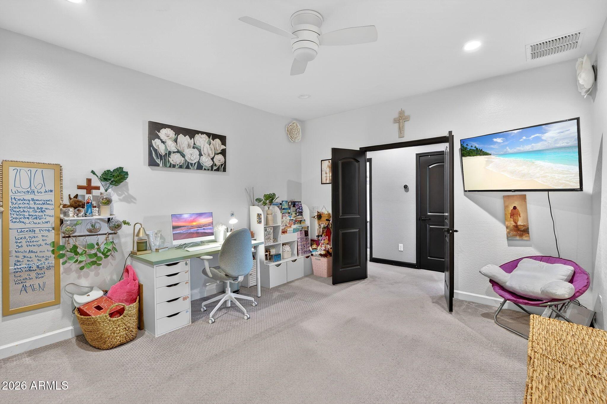 696 W WELSH BLACK Trail