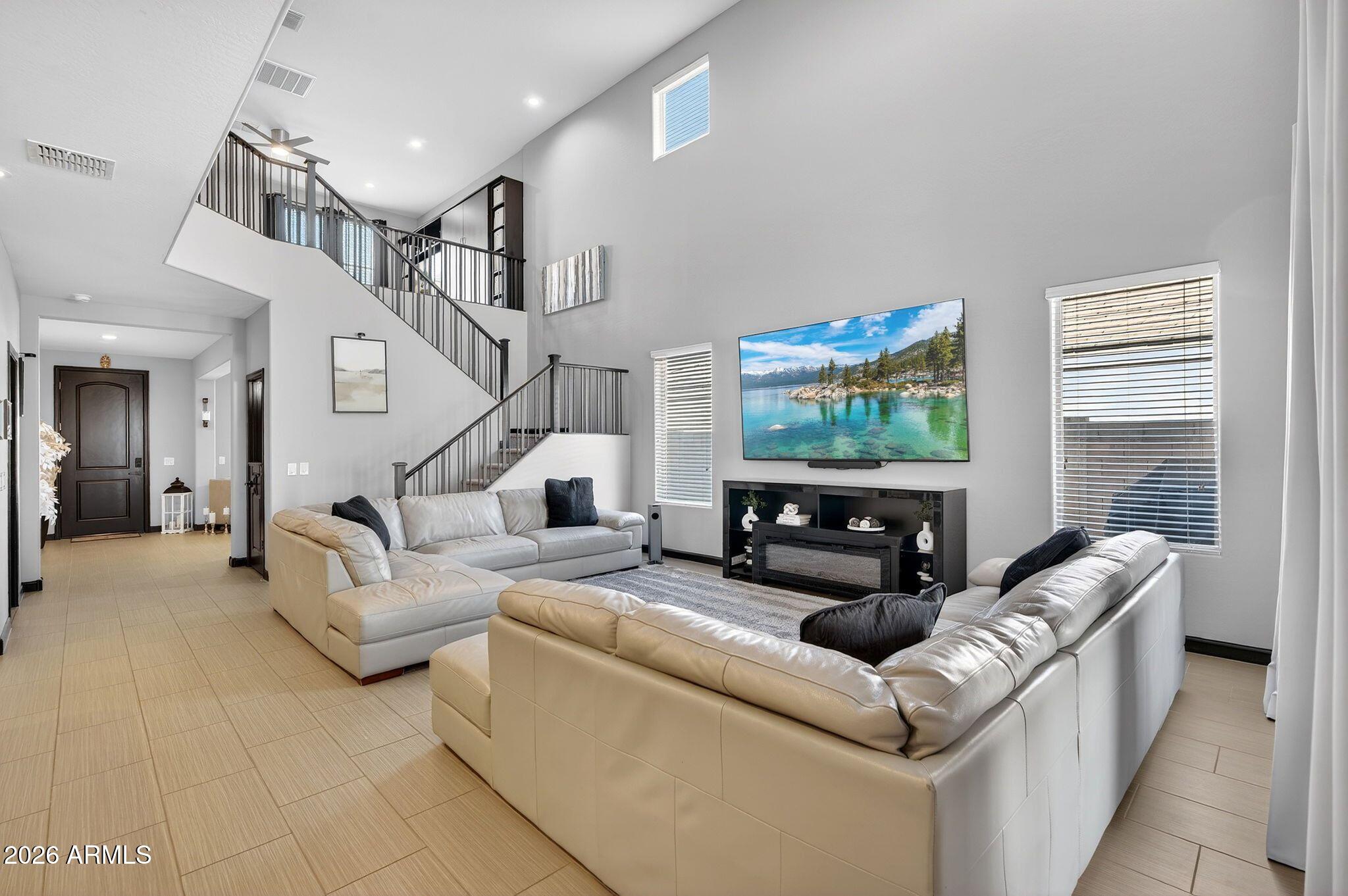 696 W WELSH BLACK Trail