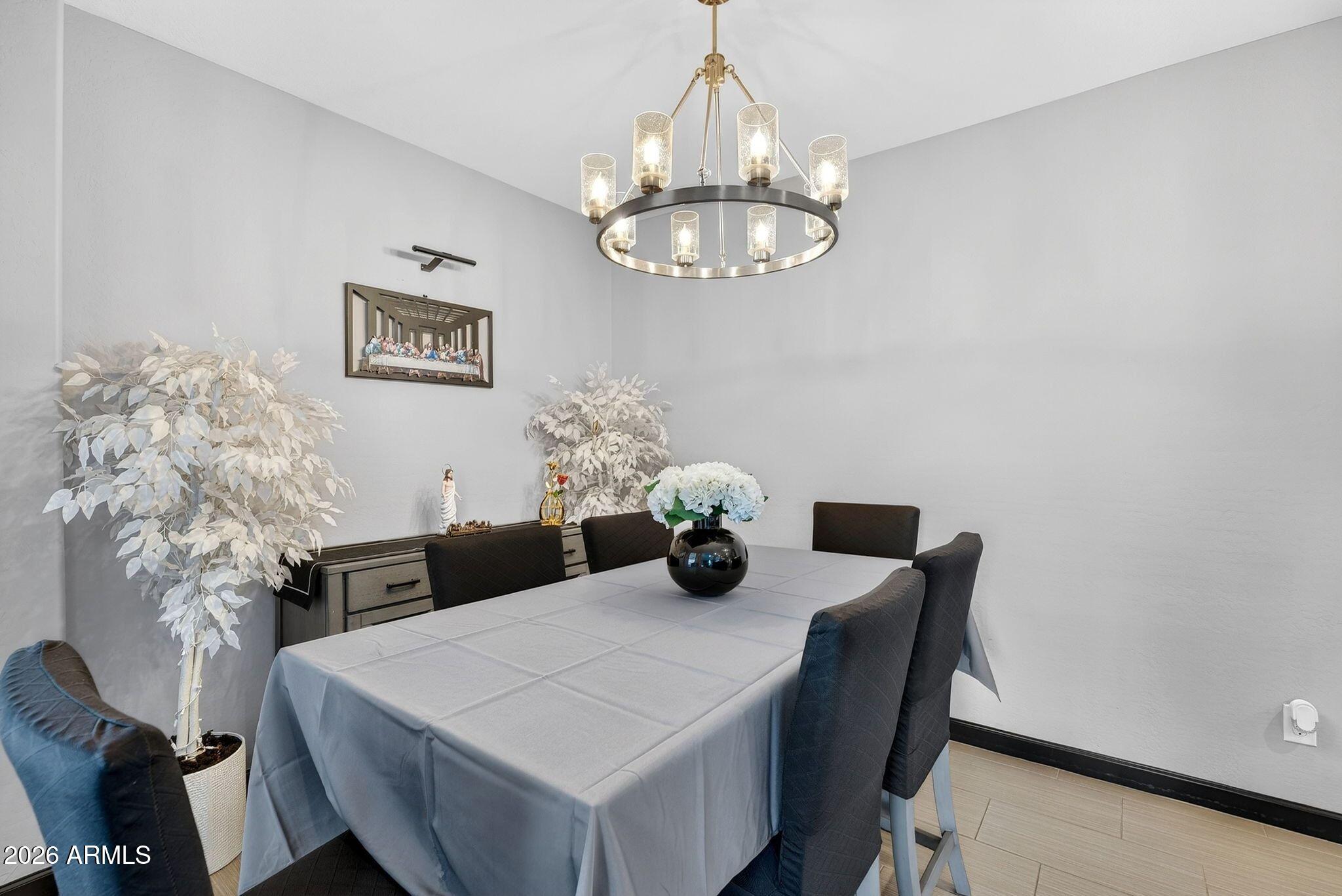 696 W WELSH BLACK Trail