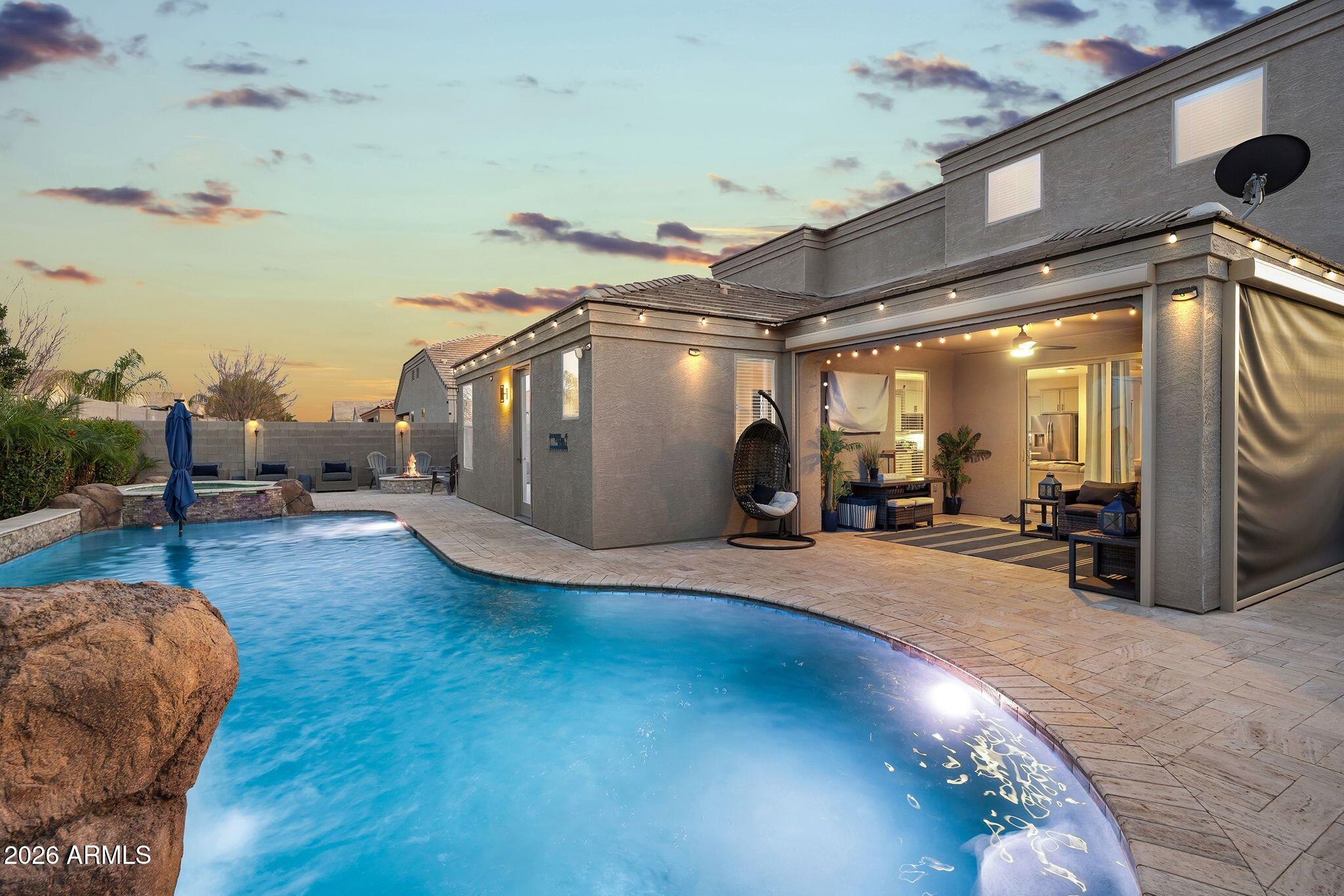 696 W WELSH BLACK Trail