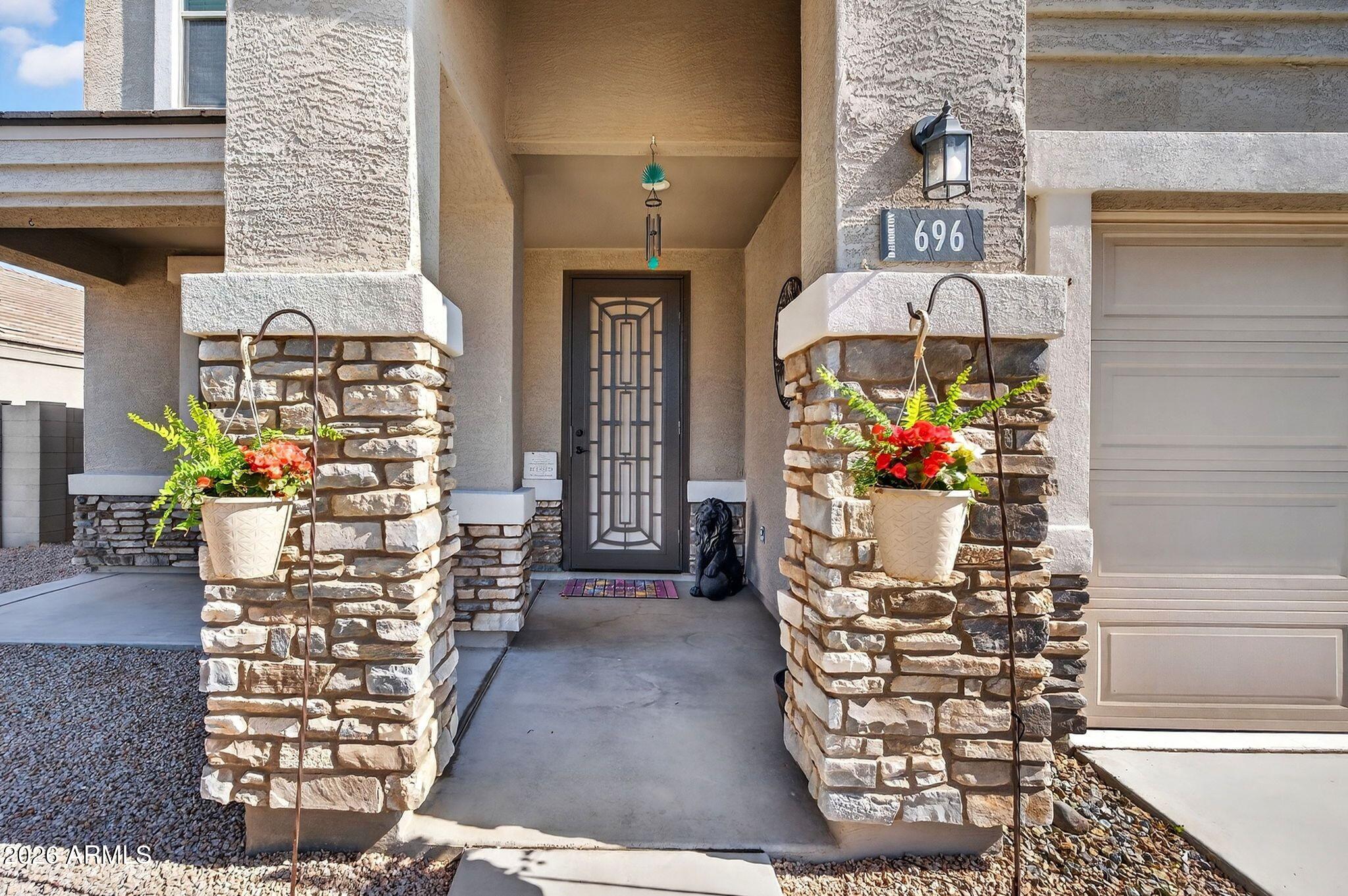 696 W WELSH BLACK Trail