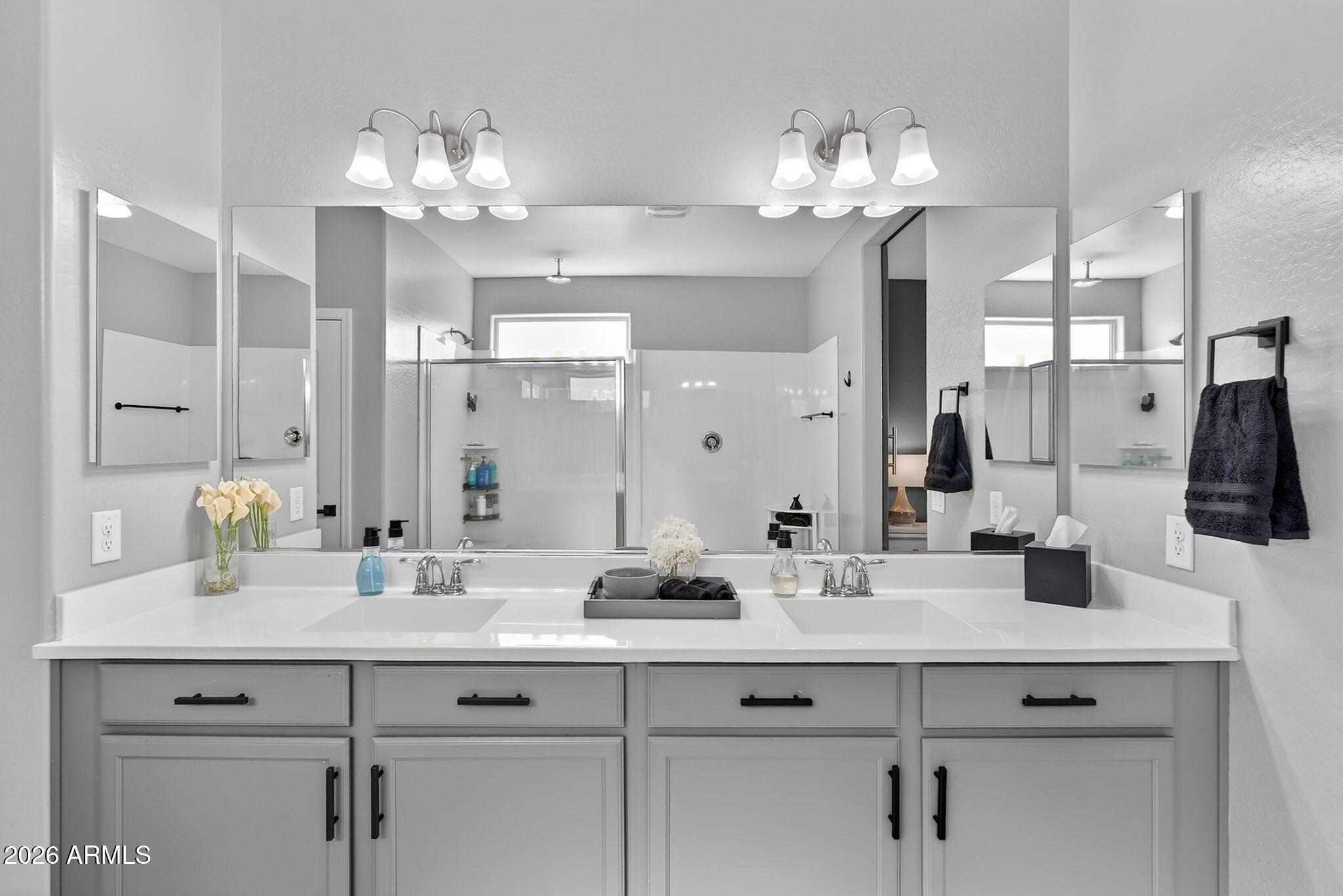 696 W WELSH BLACK Trail