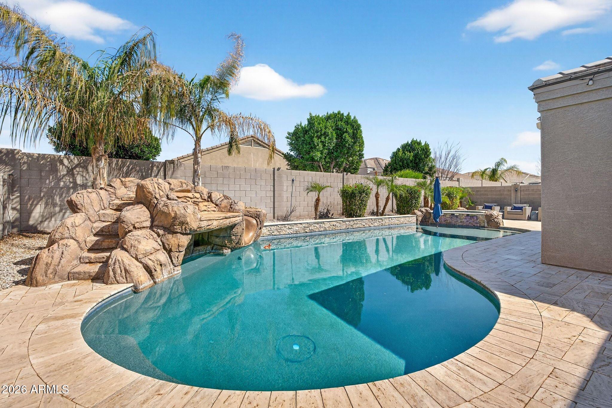 696 W WELSH BLACK Trail