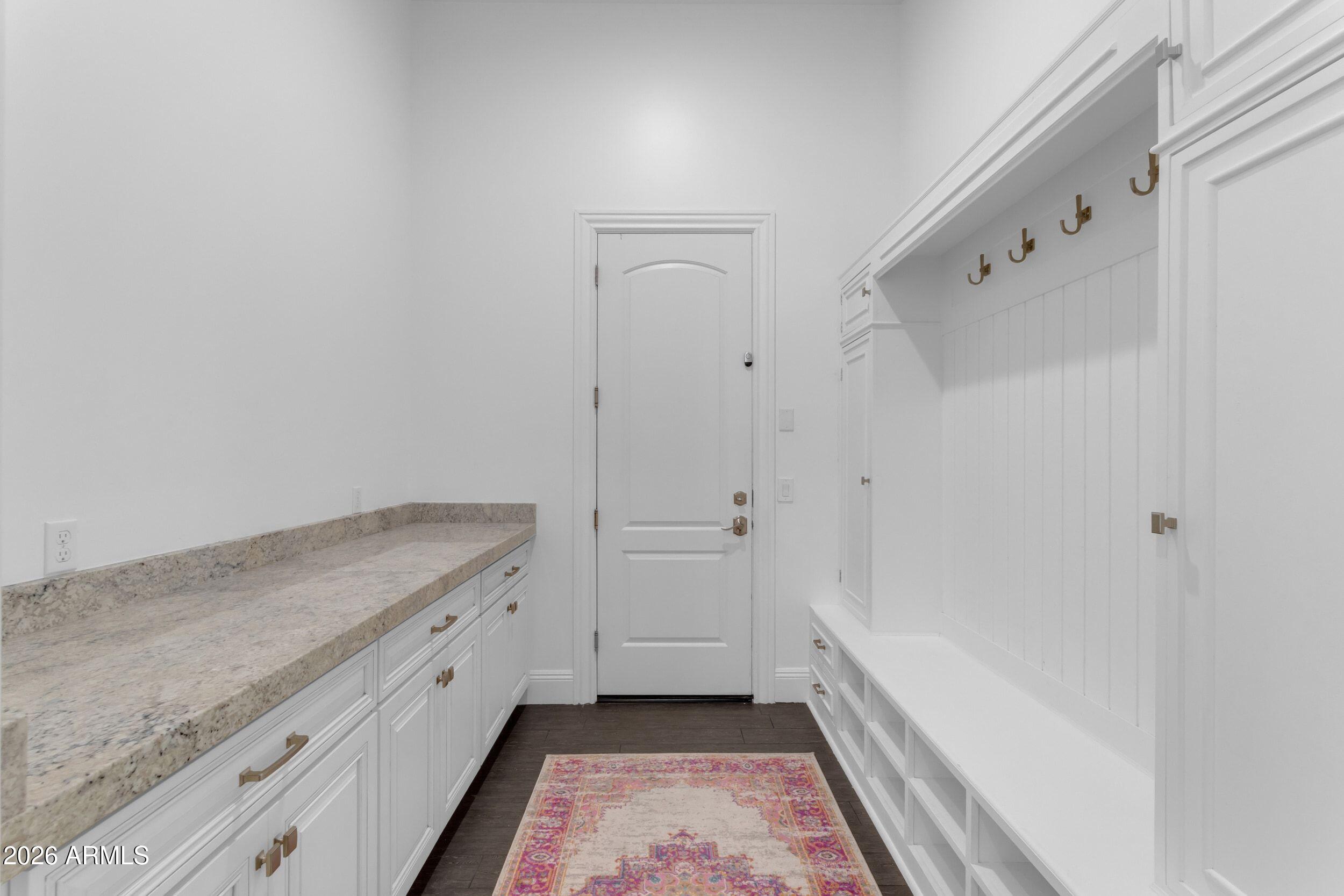 5416 E DEW DROP Trail