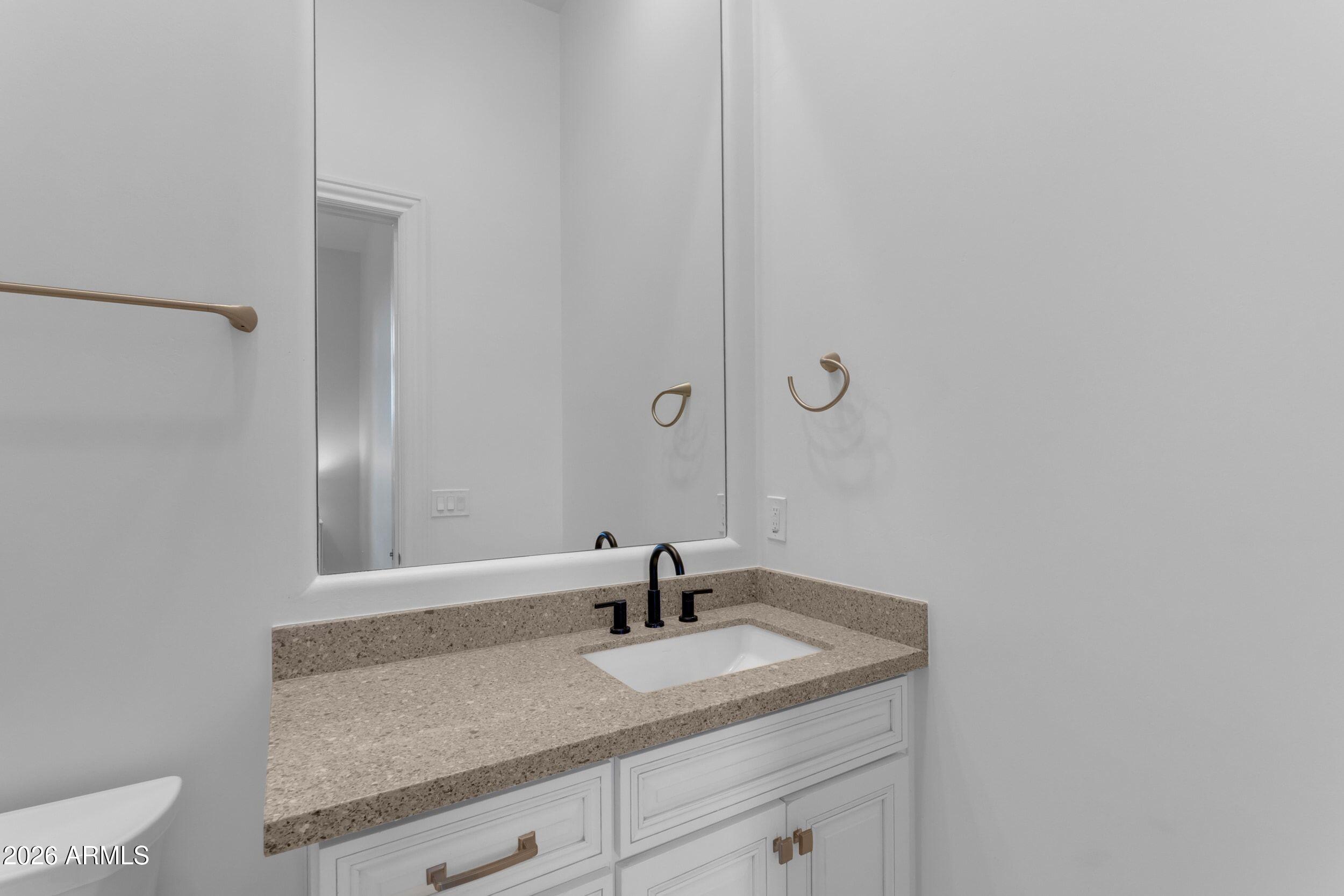 5416 E DEW DROP Trail