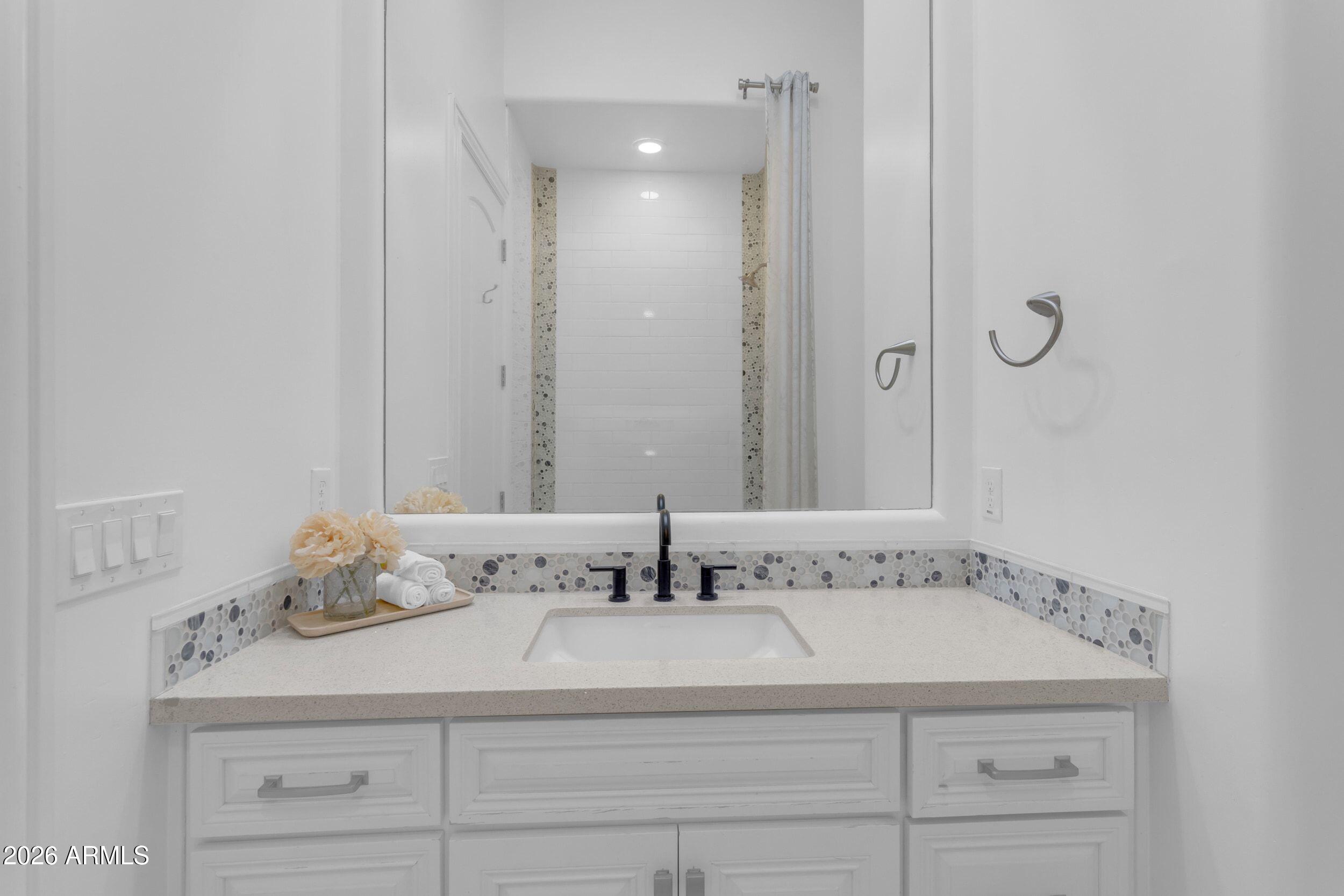 5416 E DEW DROP Trail