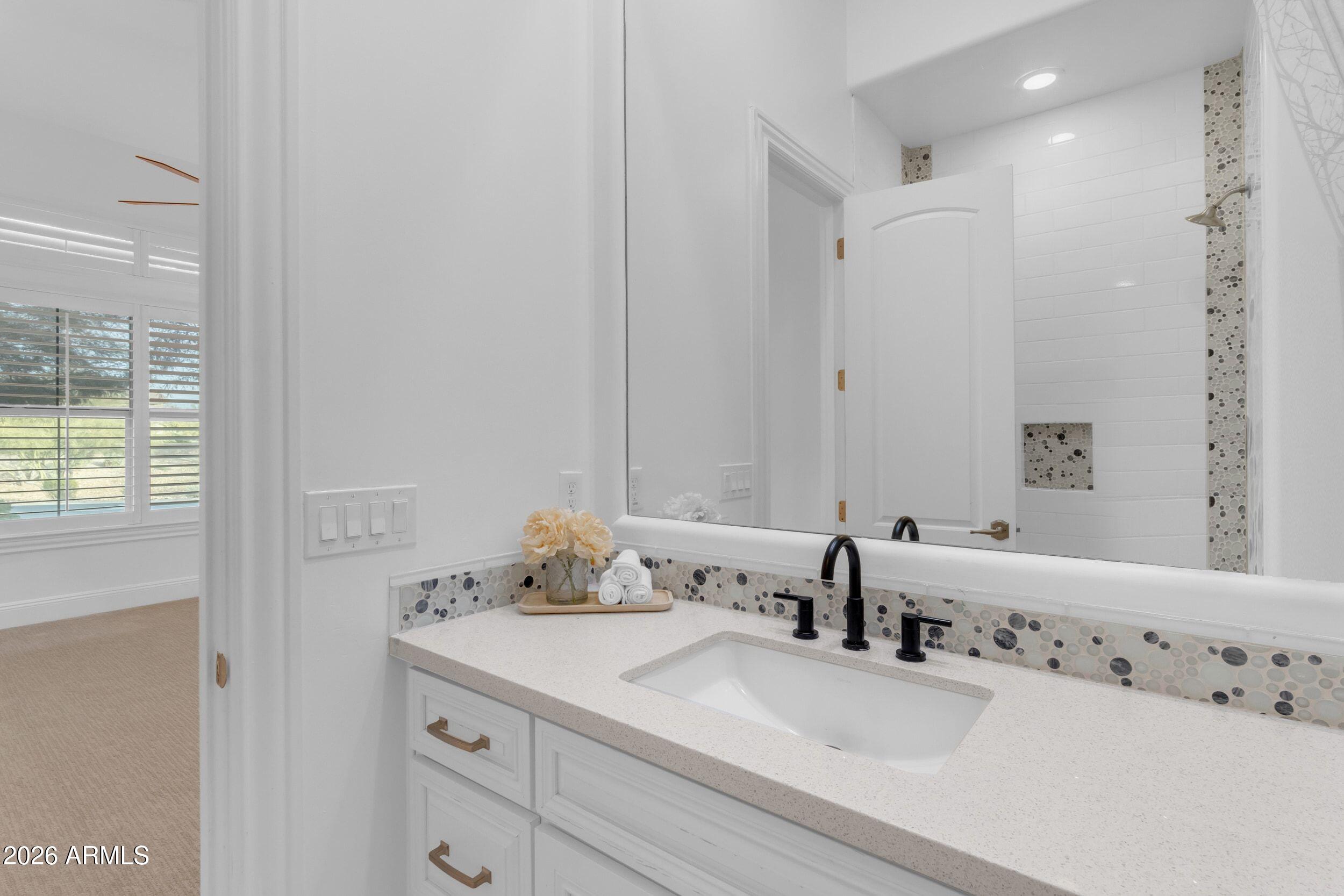 5416 E DEW DROP Trail