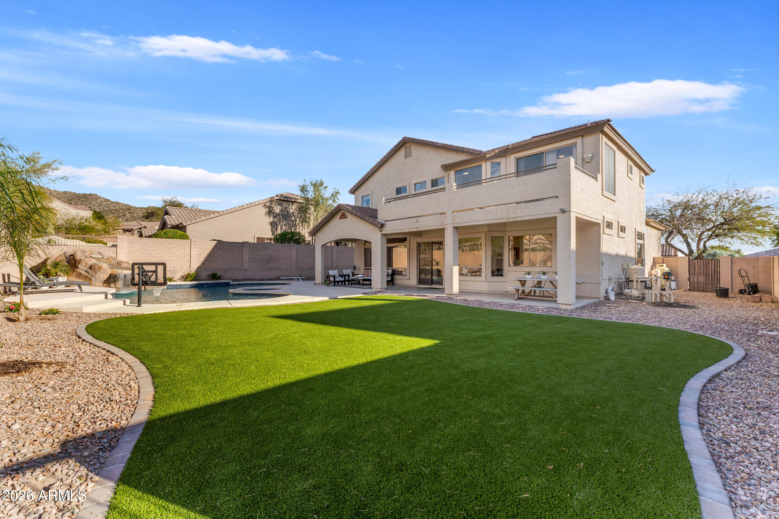 8148 E SIENNA Street