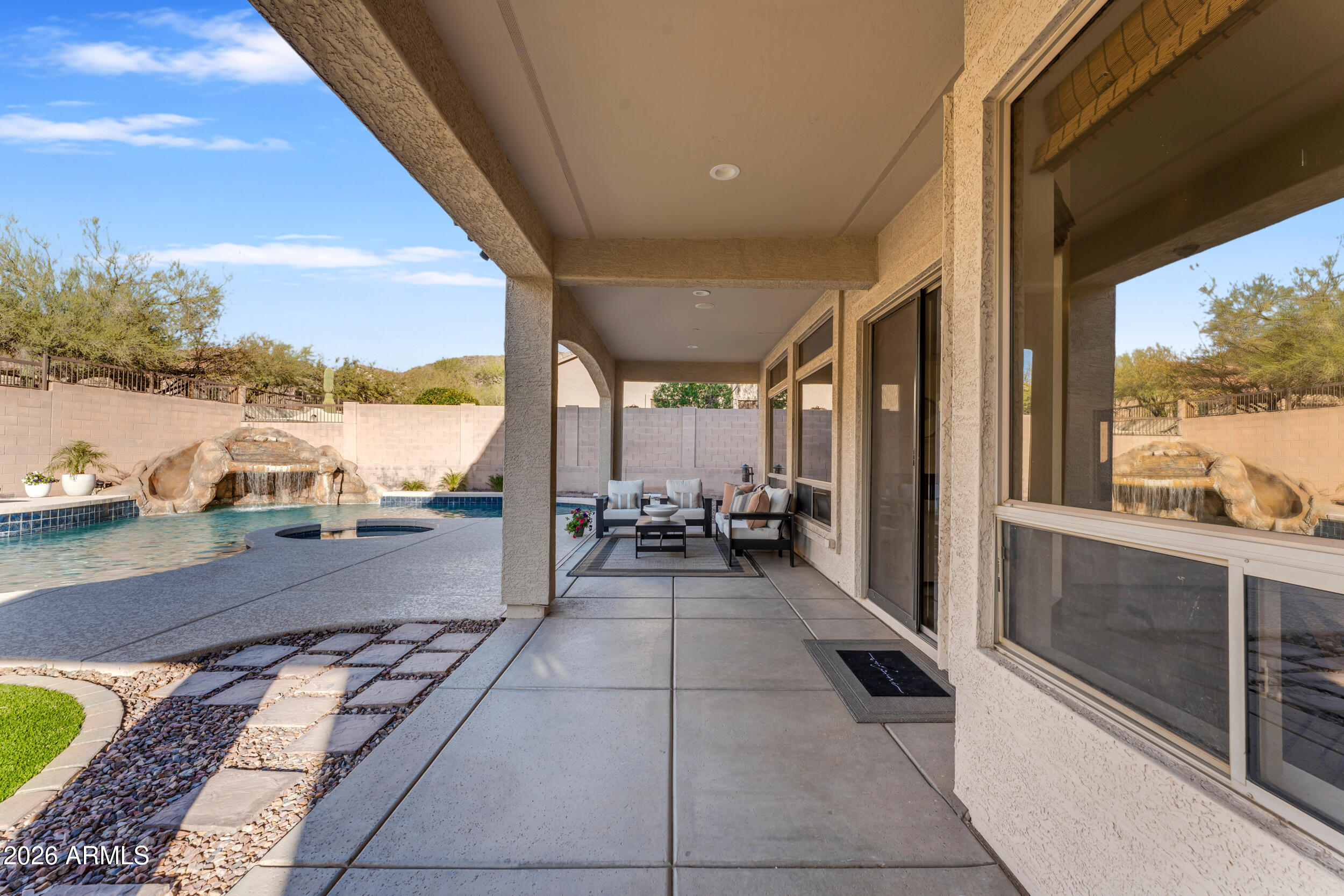 8148 E SIENNA Street