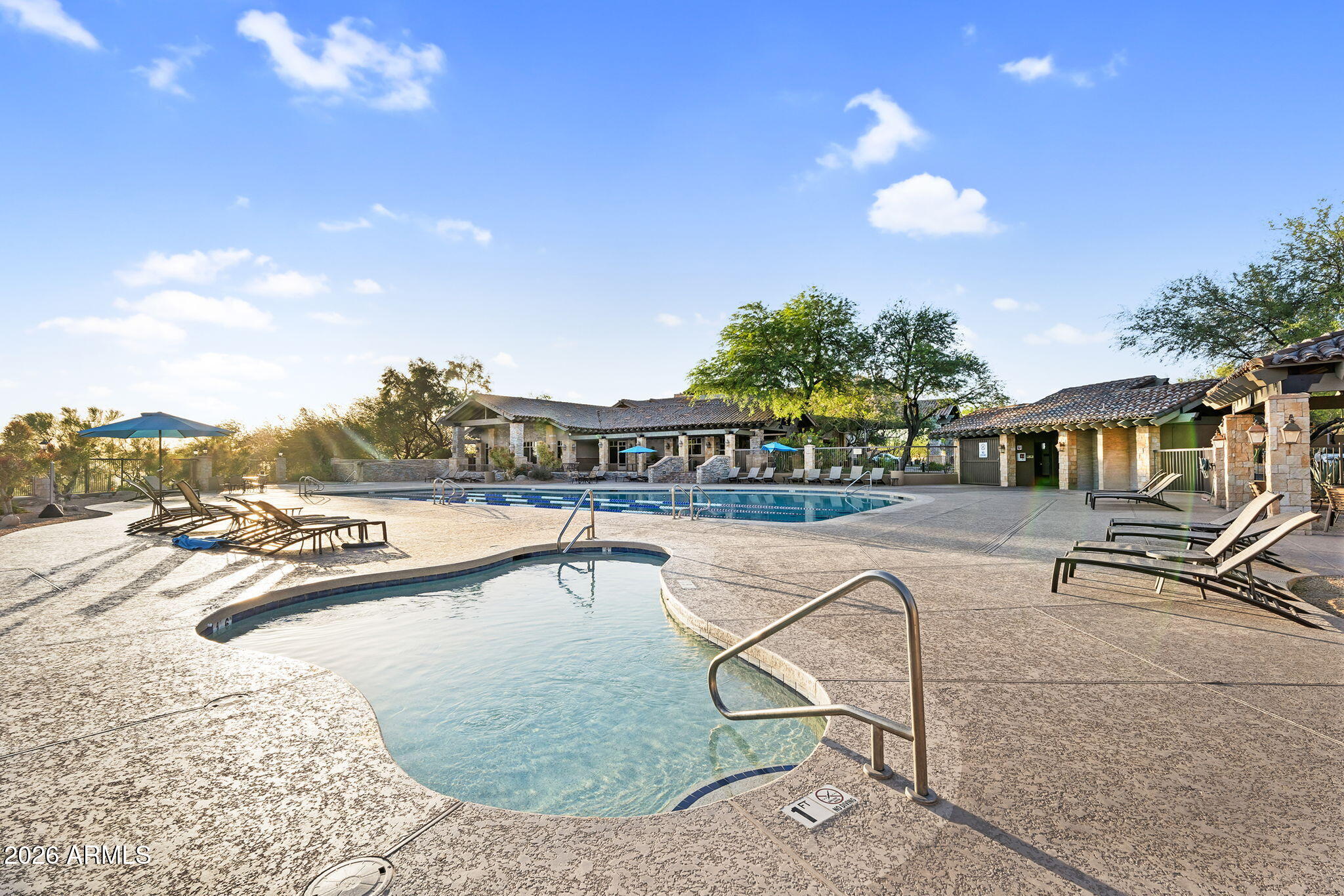 8148 E SIENNA Street