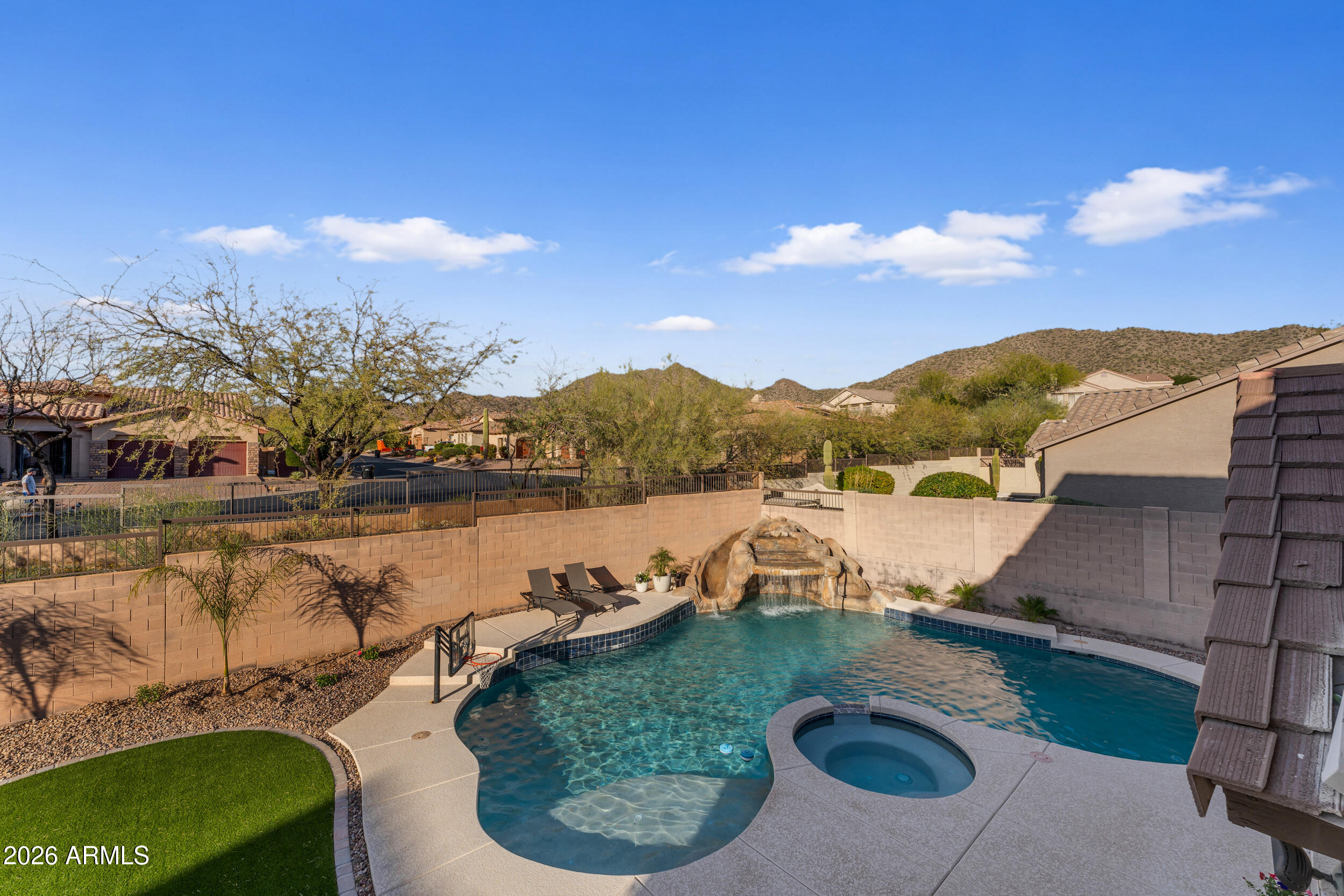 8148 E SIENNA Street