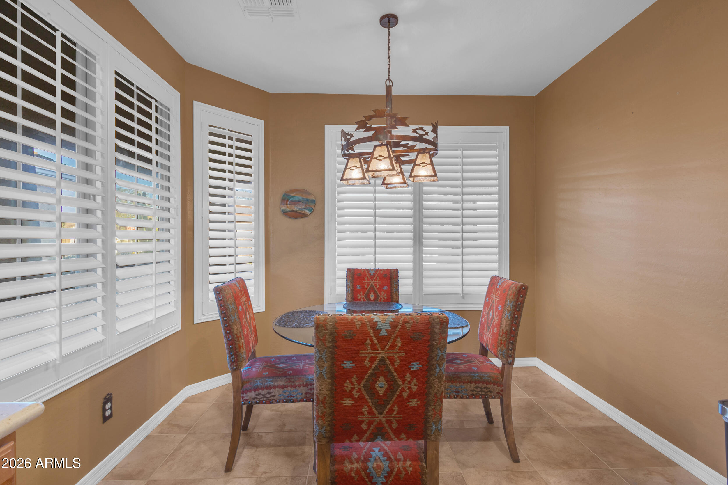 32258 N ECHO CANYON Road