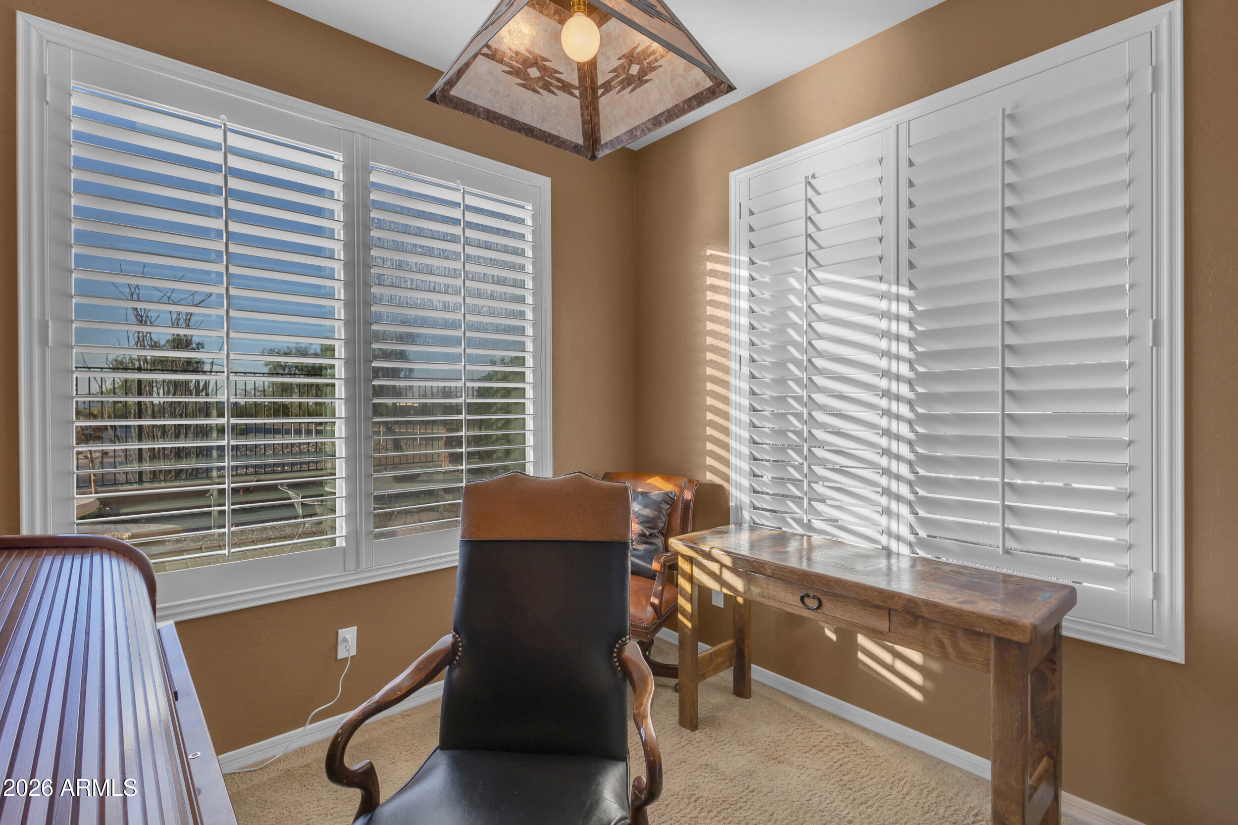 32258 N ECHO CANYON Road