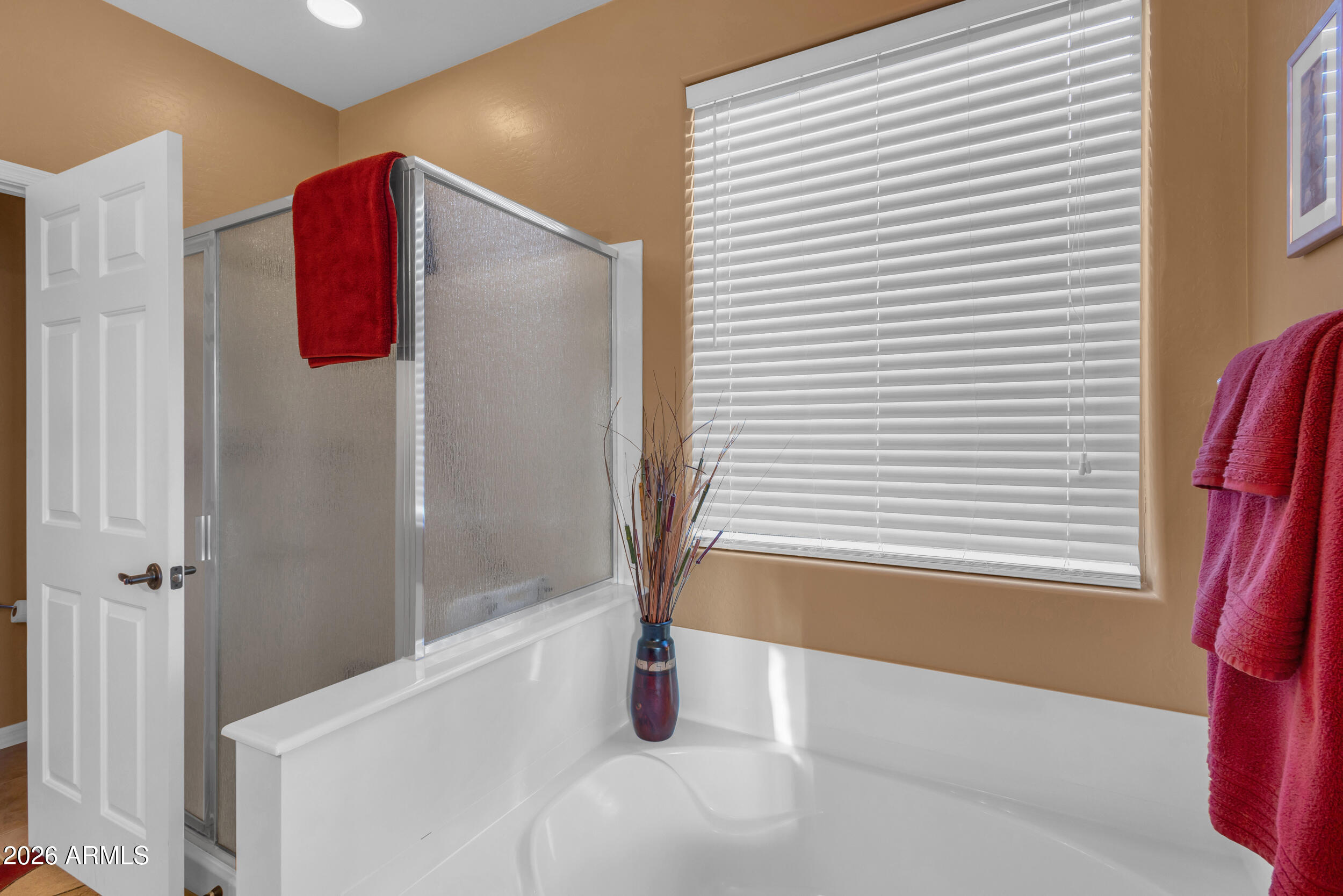 32258 N ECHO CANYON Road