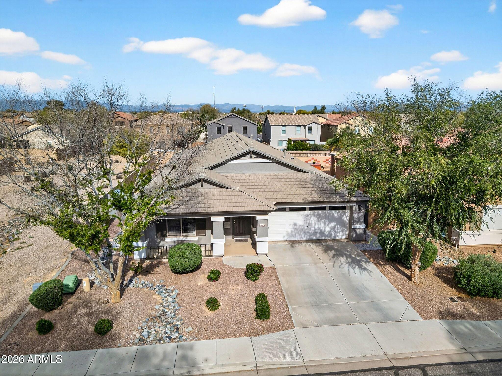 29207 N MOUNTAIN VIEW Road