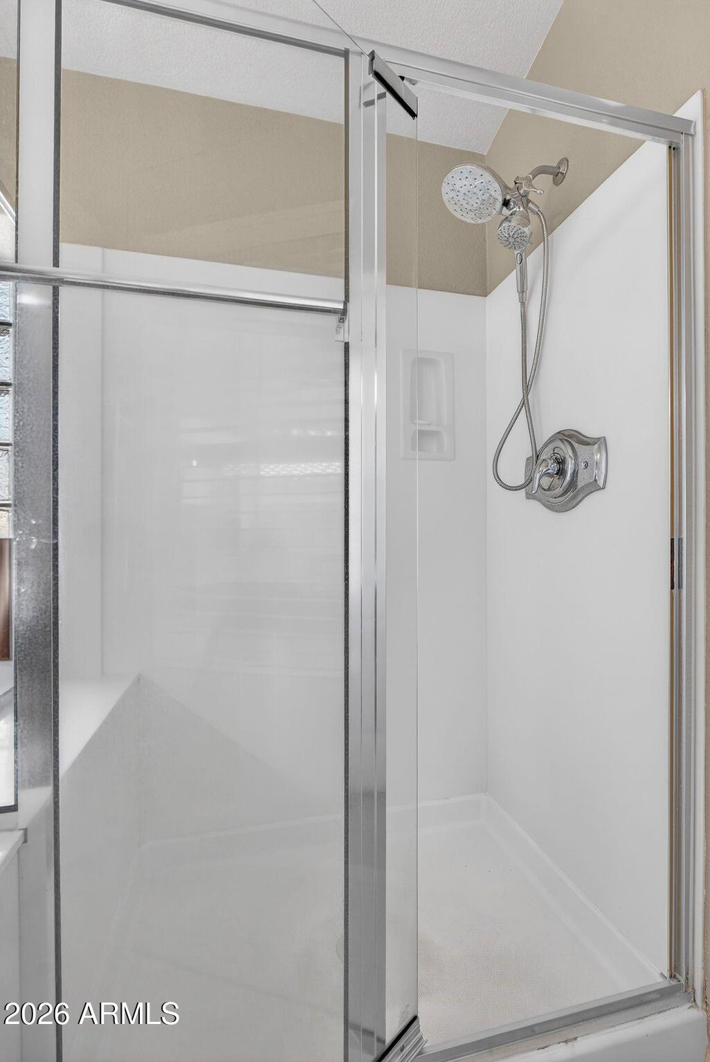 29207 N MOUNTAIN VIEW Road