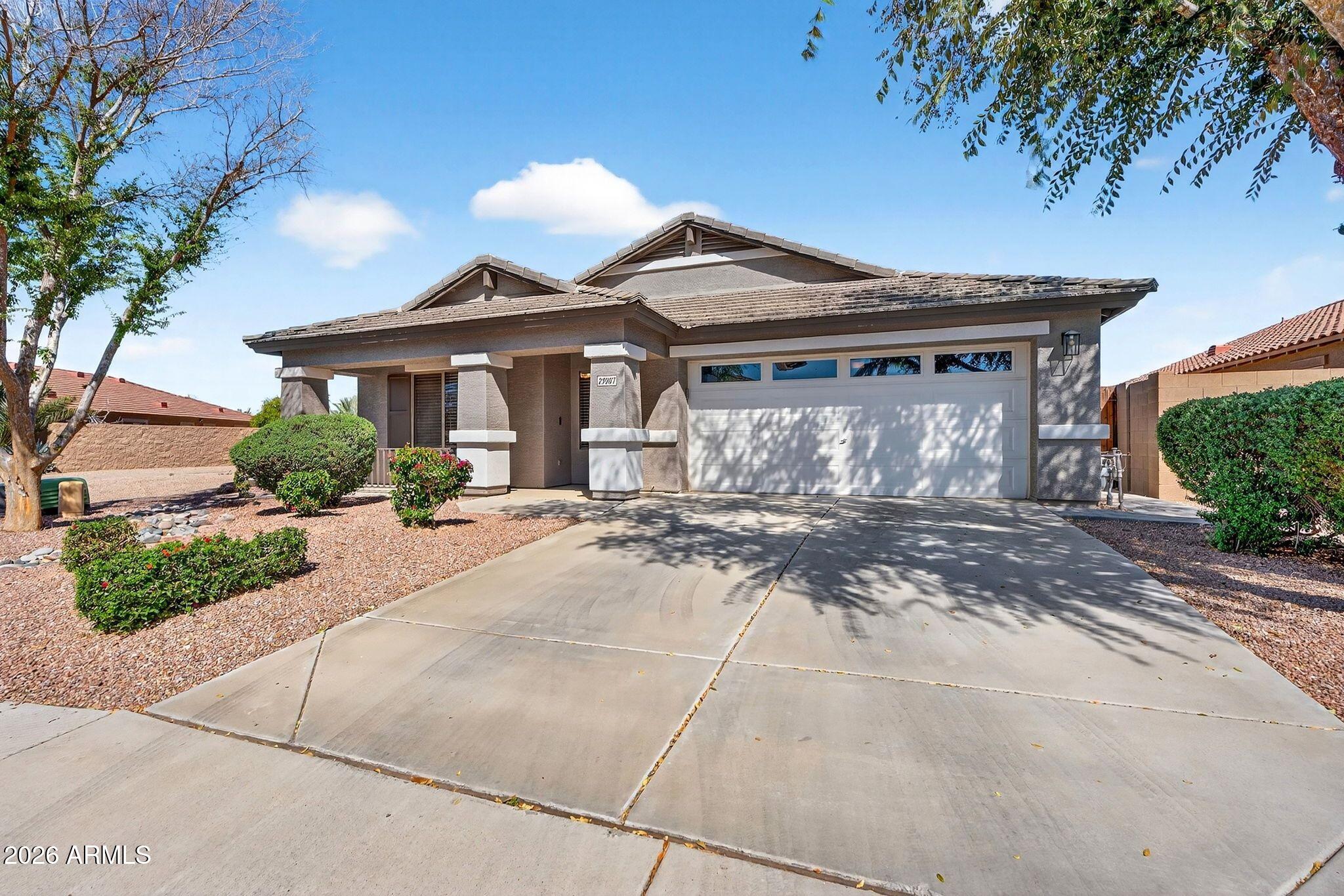 29207 N MOUNTAIN VIEW Road