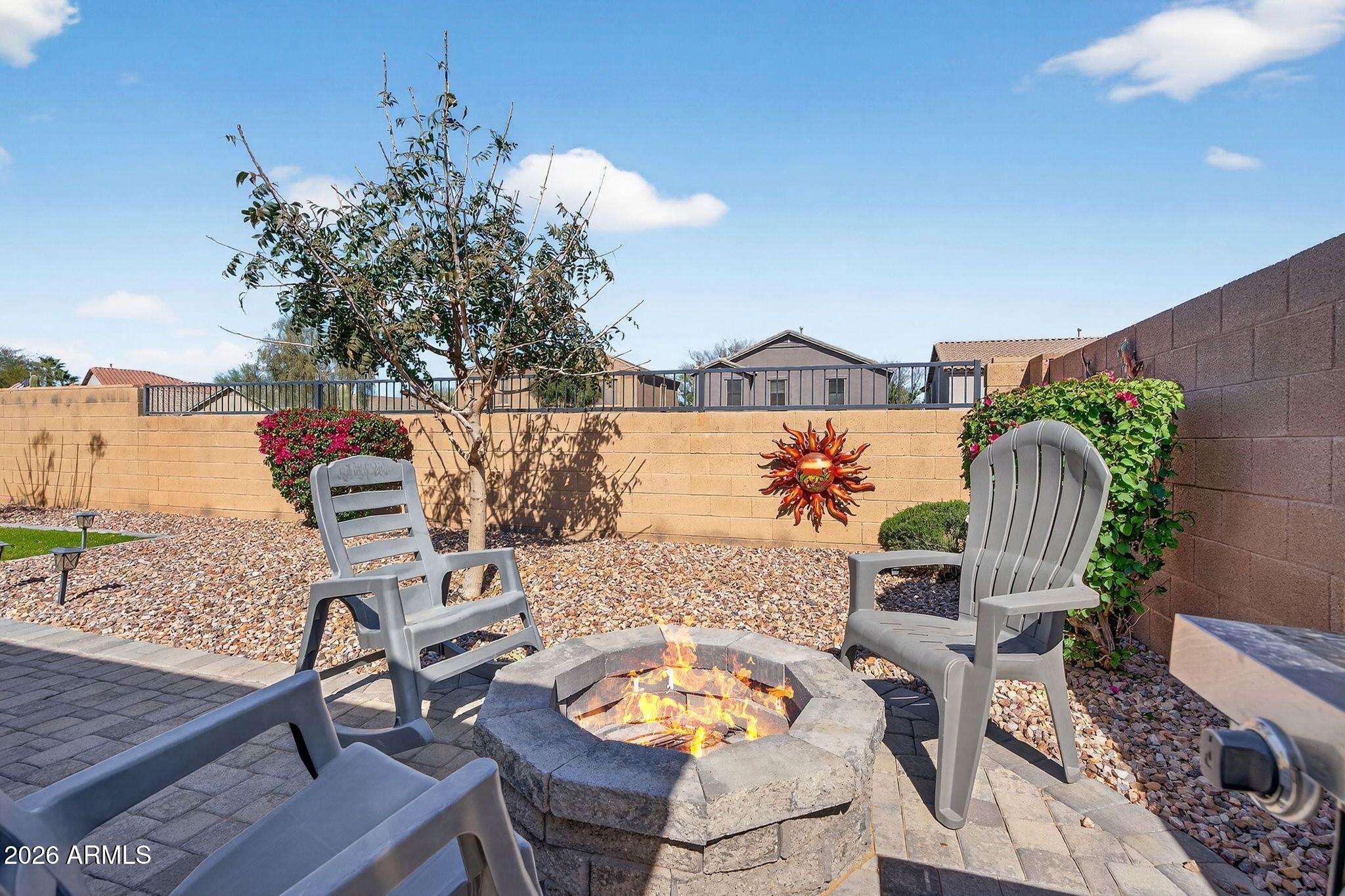 29207 N MOUNTAIN VIEW Road