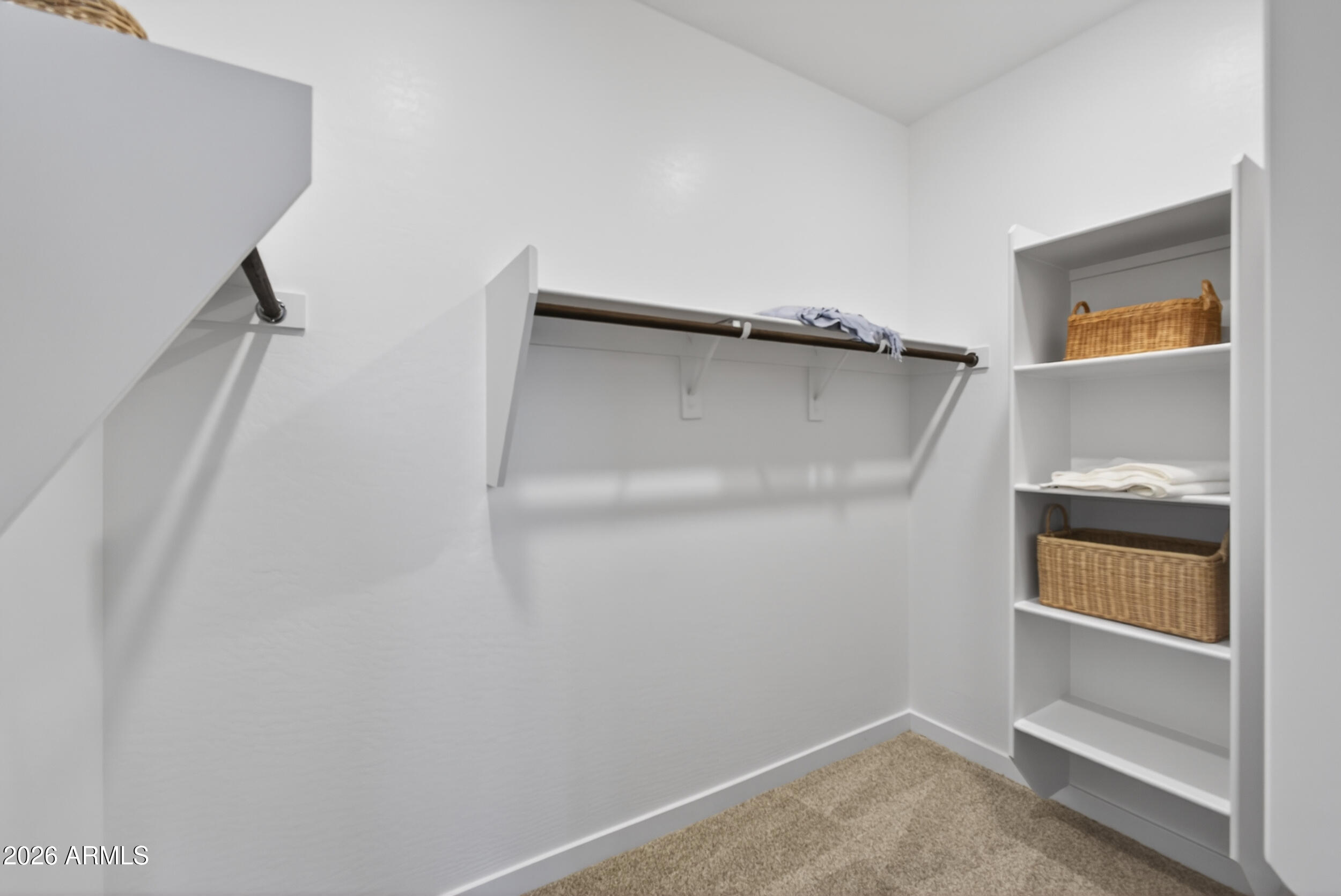 9941 S DUTCHMAN Drive