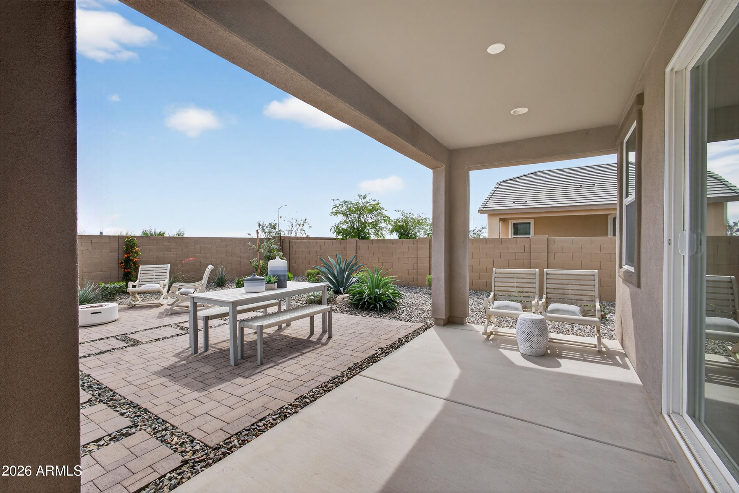 9941 S DUTCHMAN Drive