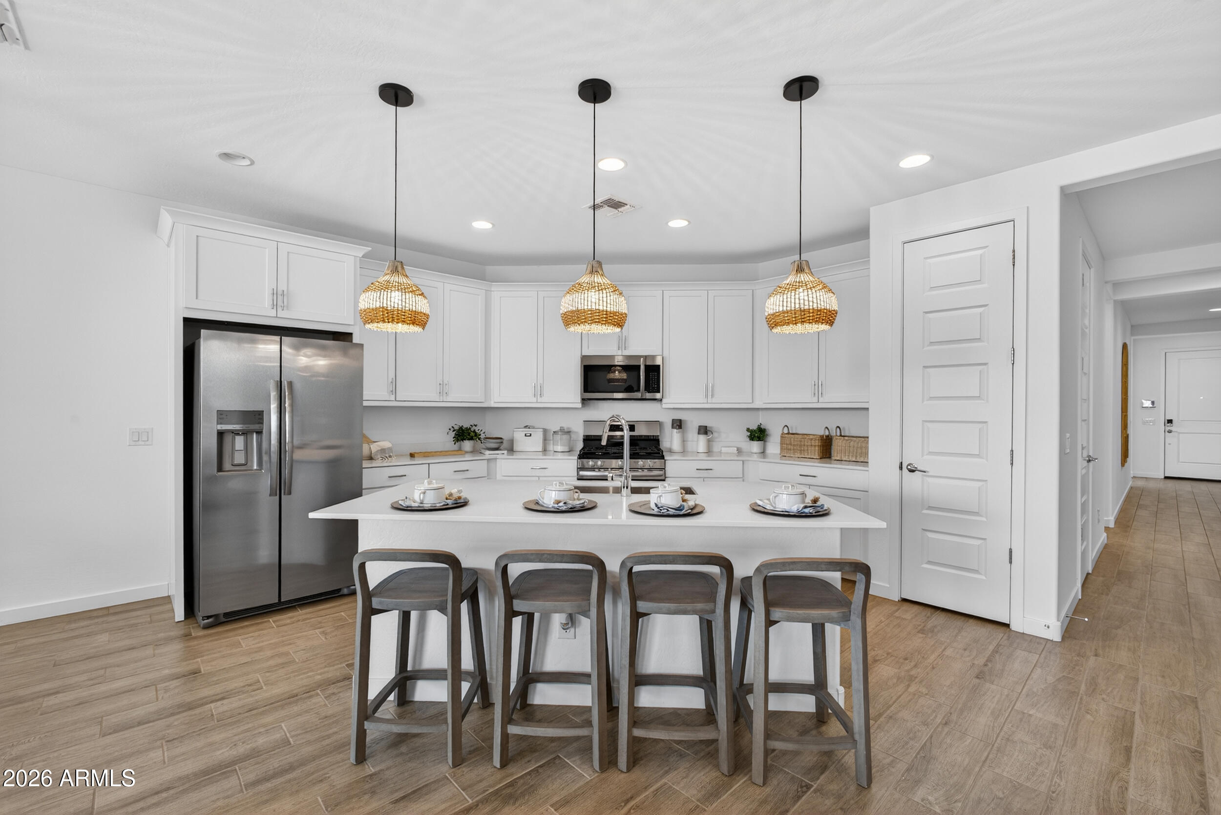 9941 S DUTCHMAN Drive