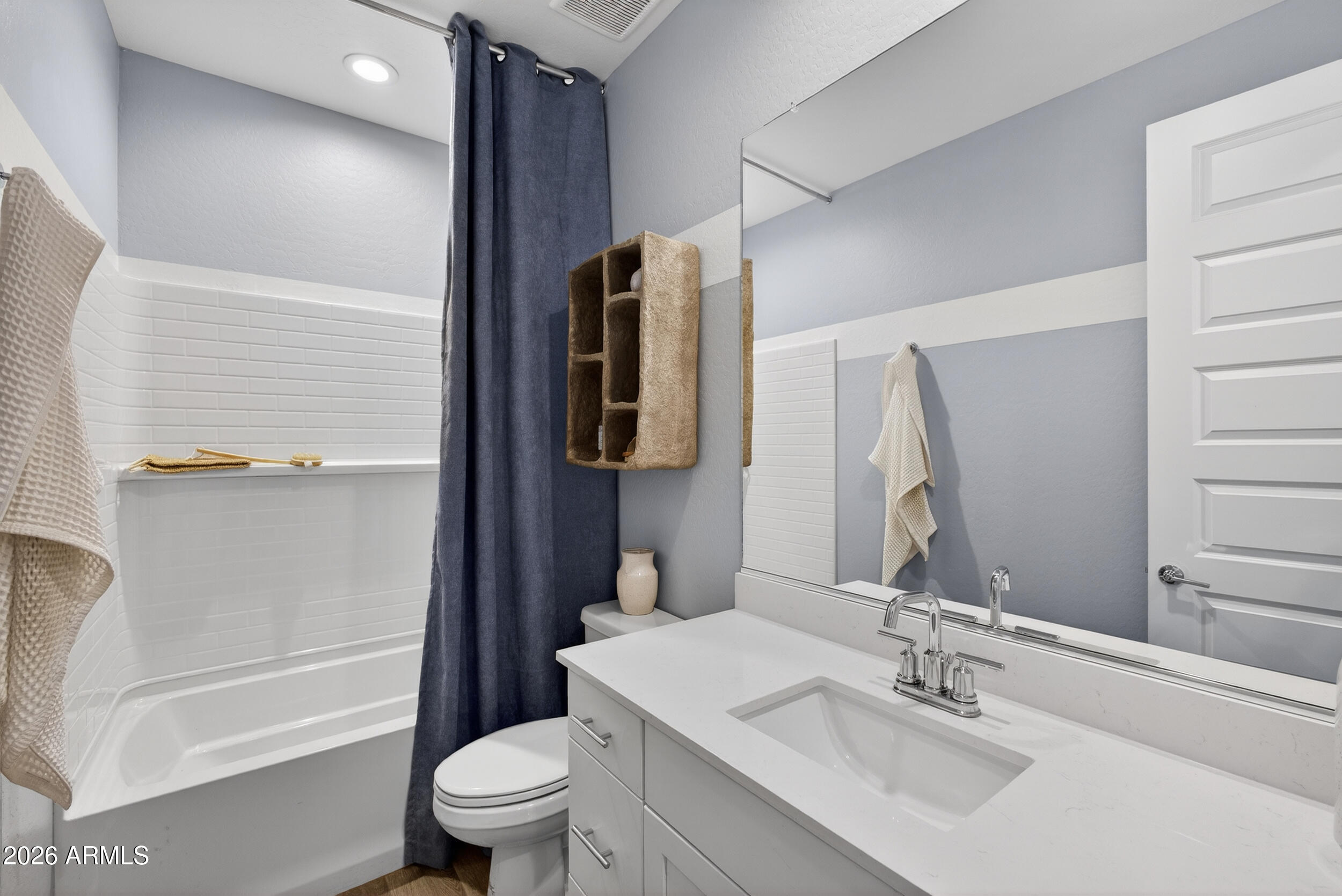 9941 S DUTCHMAN Drive