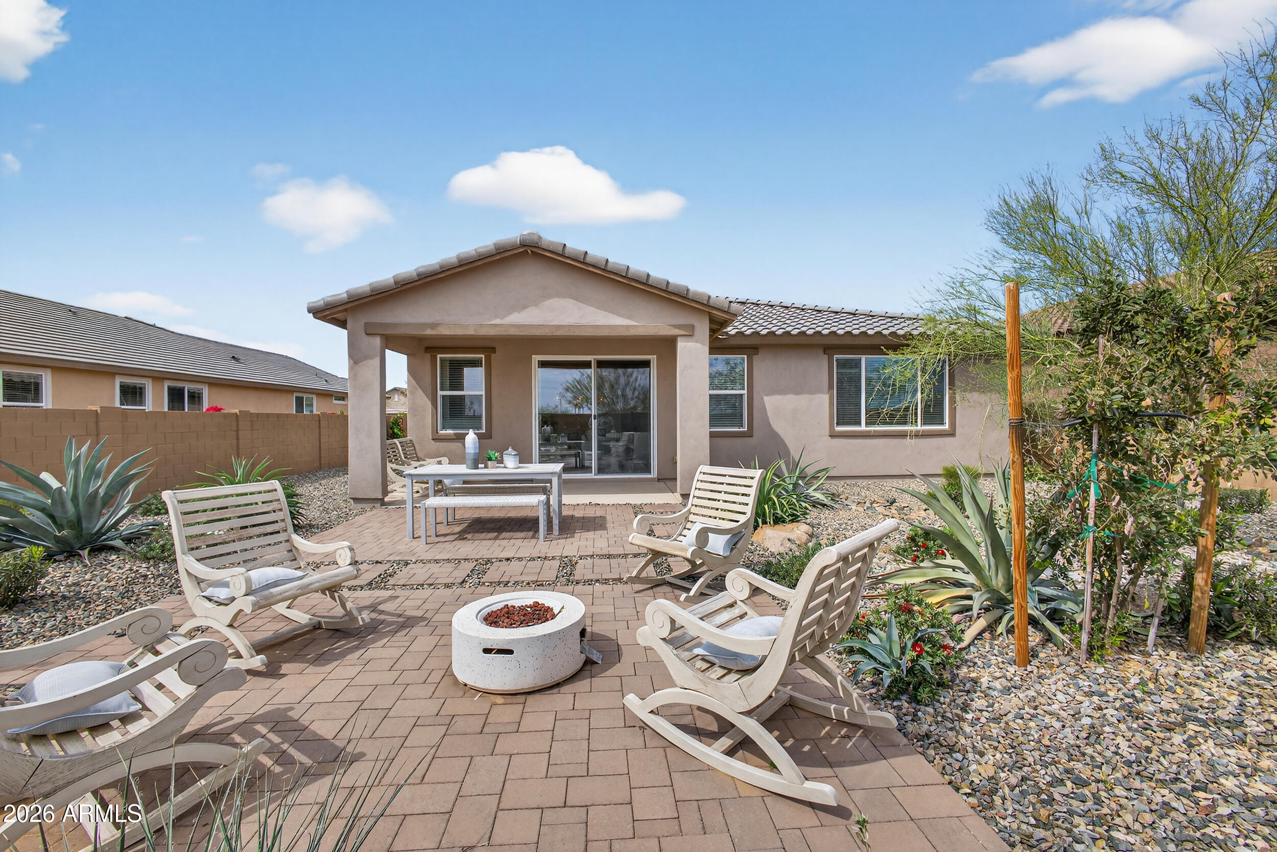 9941 S DUTCHMAN Drive