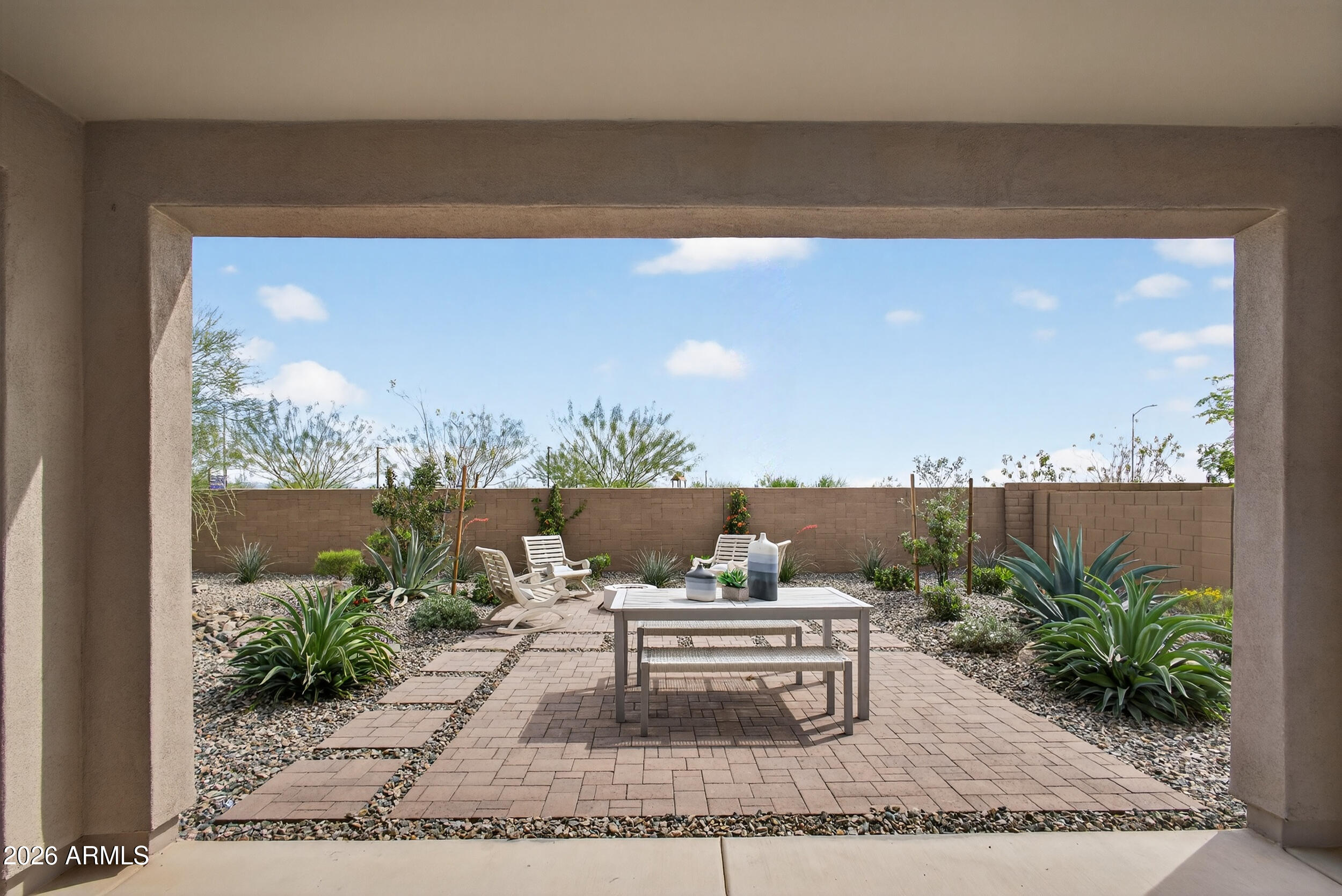 9941 S DUTCHMAN Drive