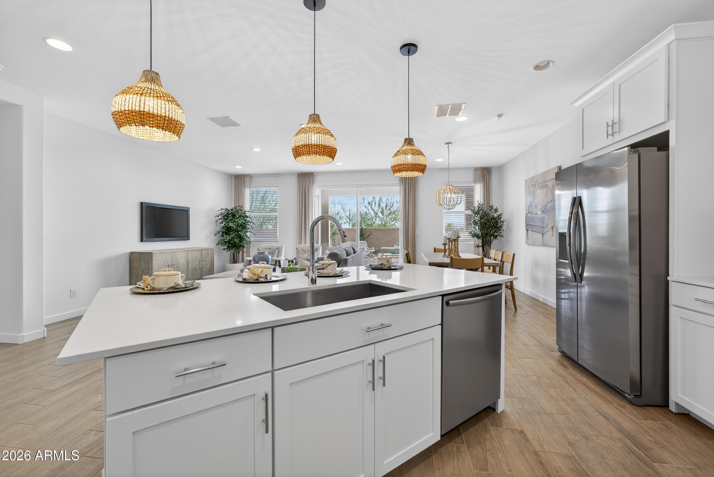 9941 S DUTCHMAN Drive