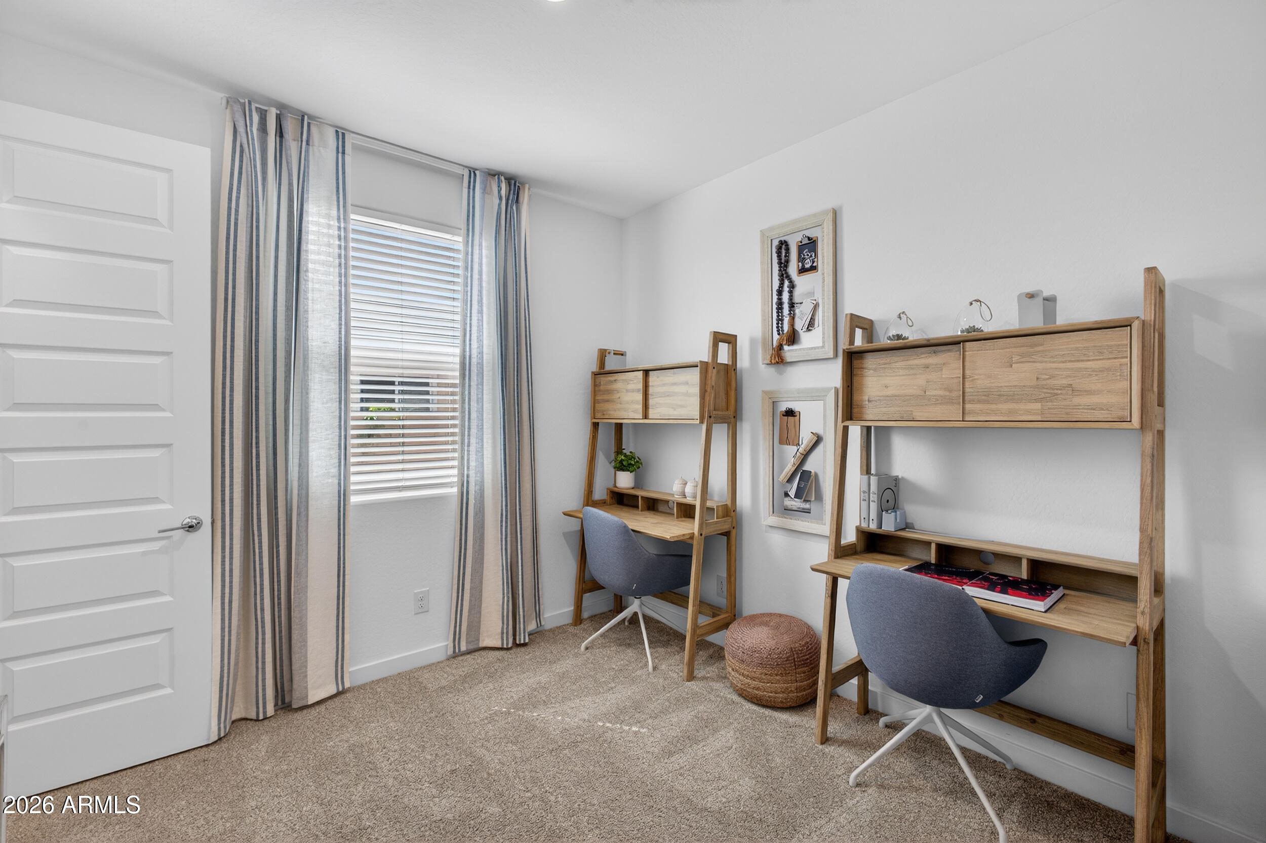 9941 S DUTCHMAN Drive